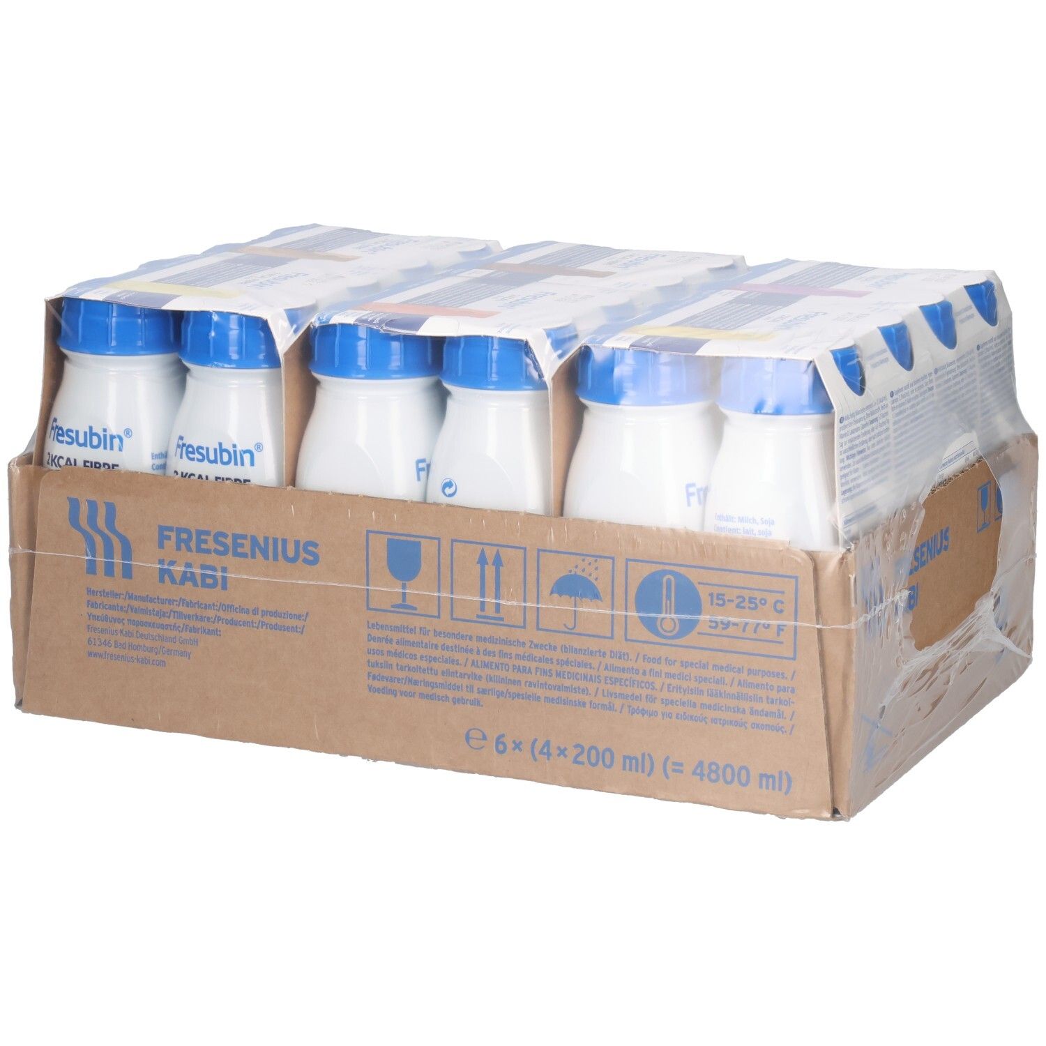 Karton mit 24 Trinkflaschen. Aufdruck: Fresubin 2 kcal. Blaue Deckel, weiße Flaschen. Verpackung mit Folie.