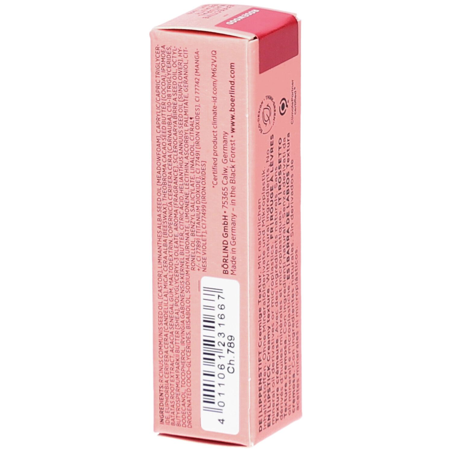Rosa Lippenstift-Verpackung. Aufschrift: Inhaltsstoffe, Made in Germany. Code: Ch 789. Zertifizierung: ClimatePartner.