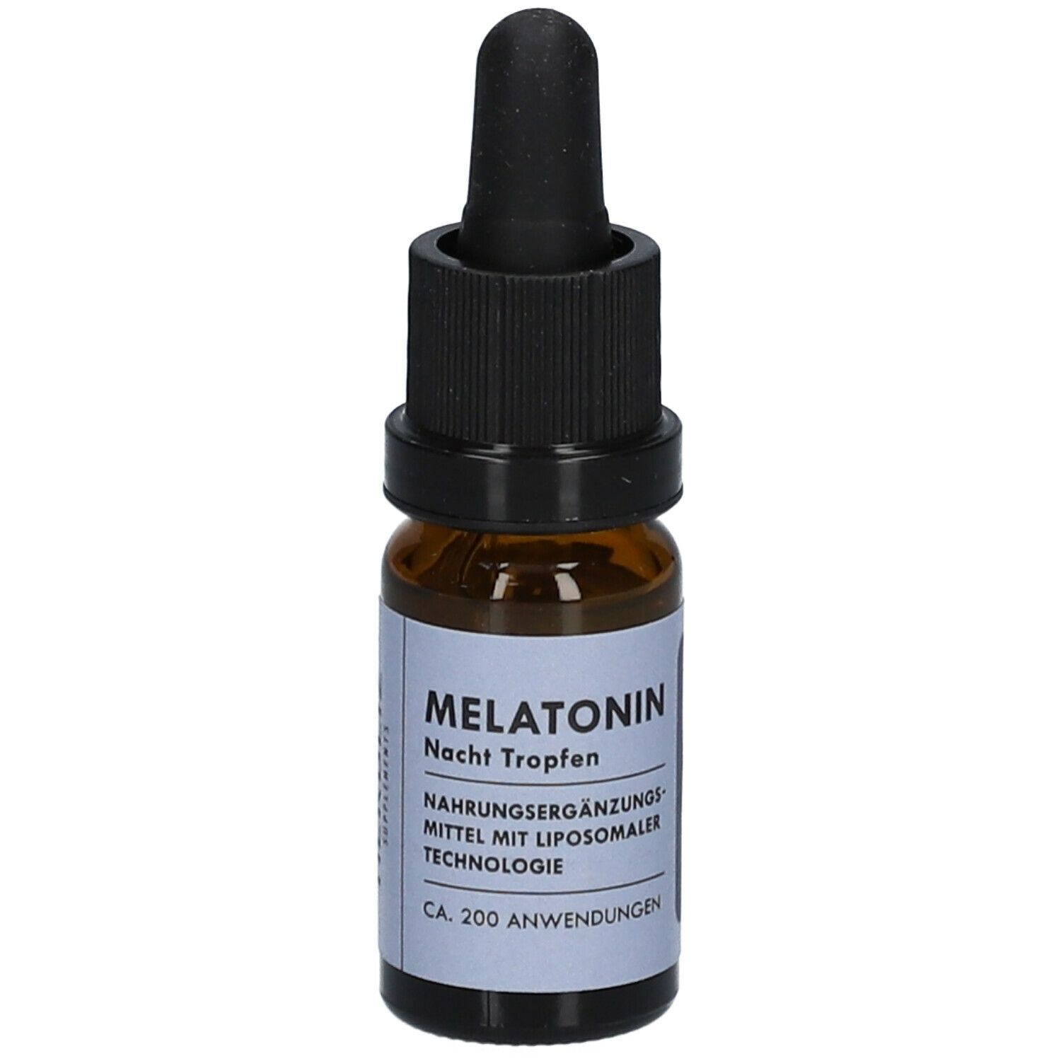 Braune Glasflasche mit schwarzem Deckel und Pipette. Etikett mit "MELATONIN Nacht Tropfen".