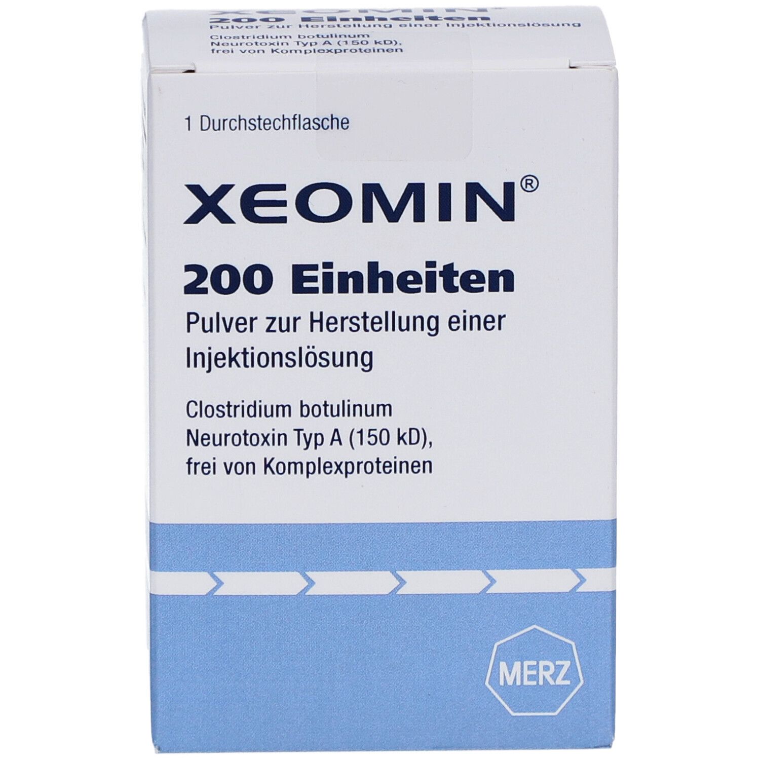 Weiße Faltschachtel mit blauen Akzenten. Aufschrift: XEOMIN 200 Einheiten. Pulver zur Herstellung einer Injektionslösung. MERZ Logo.