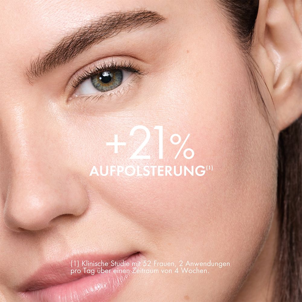 Nahaufnahme eines Gesichts. Text: +21% AUFPOLSTERUNG.
