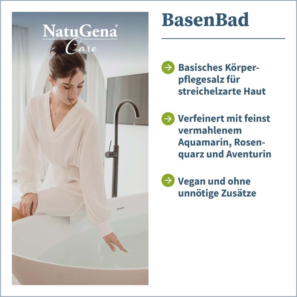 Frau sitzt am Badewannenrand. Text: Basisches Körperpflege für streichelzarte Haut, verfeinert mit Aquamarin, Rosenquarz und Aventurin, vegan.