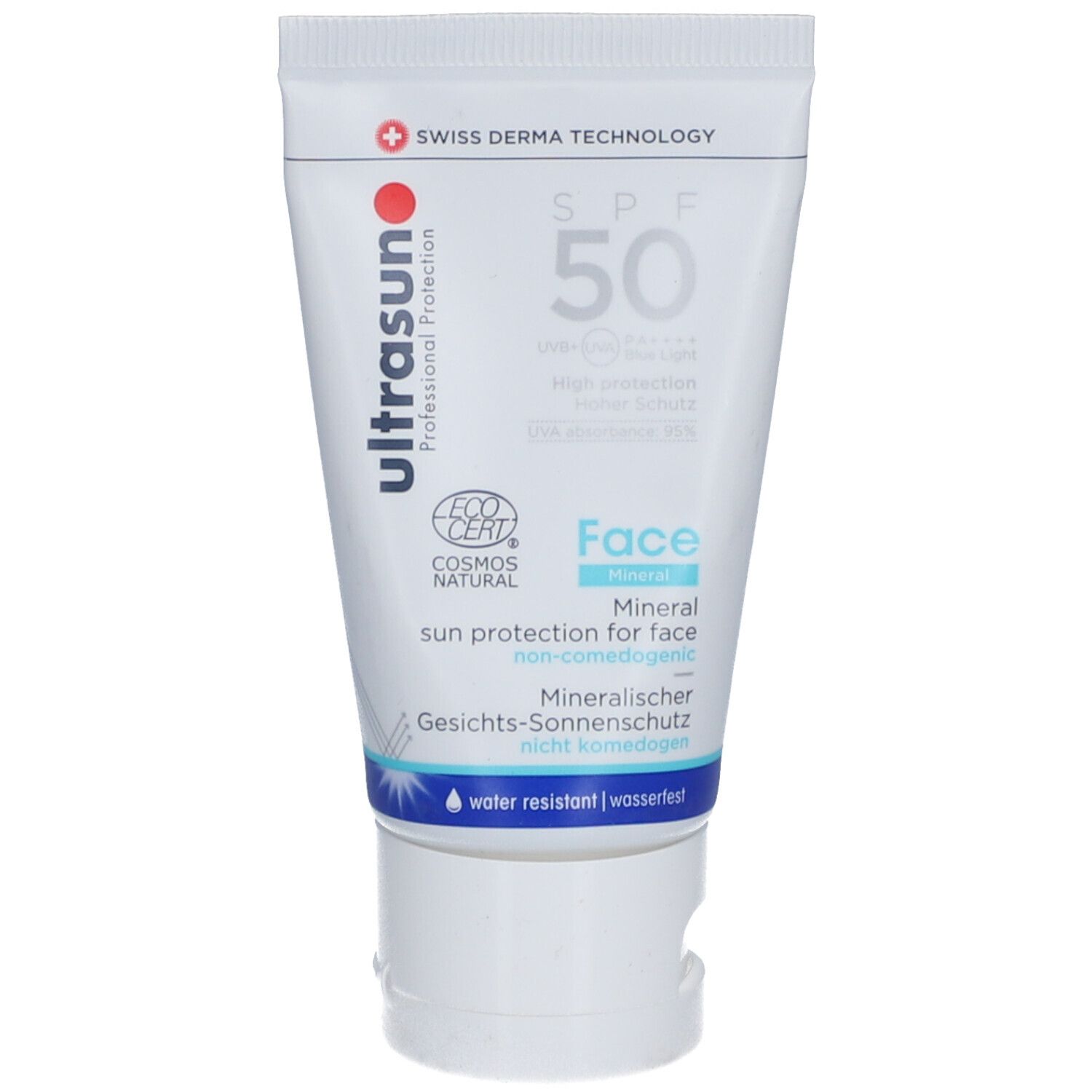 Weiße Tube mit blauer und roter Schrift. Enthält Sonnenschutzmittel für das Gesicht, SPF 50. Mit COSMOS NATURAL Zertifizierung.