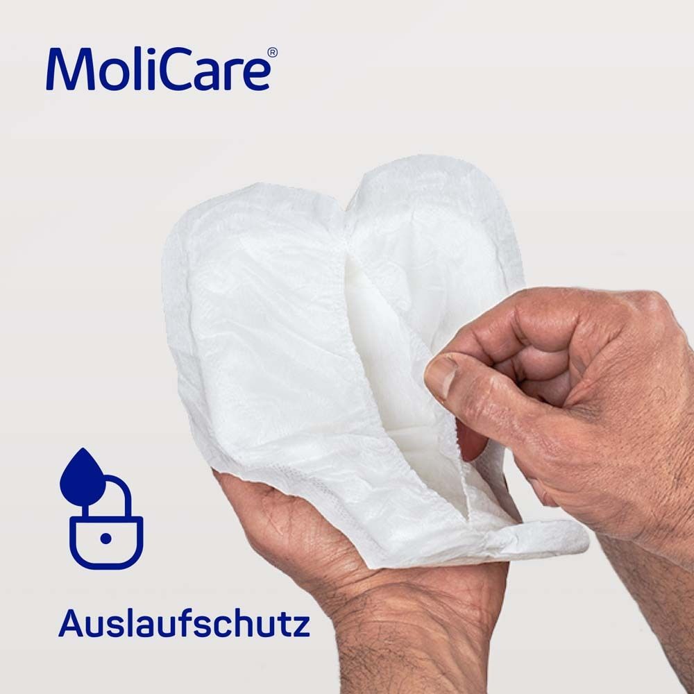 Hände halten ein geöffnetes MoliCare Pad. Auslaufschutz-Symbol. Weißes Pad.