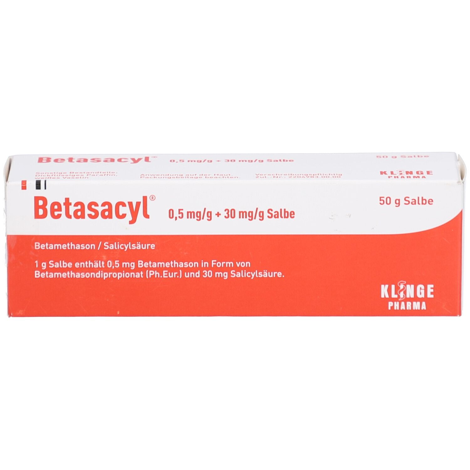 Weiße und rote Faltschachtel mit Produktinformationen. Aufschrift: Betasacyl 0,5 mg/g + 30 mg/g Salbe. Klinge Pharma.