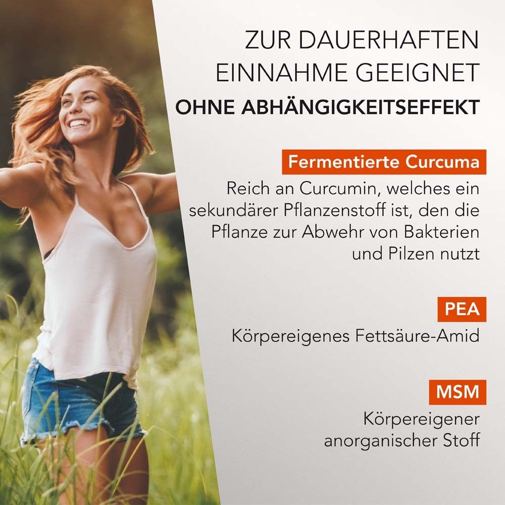 Frau im Freien. Text: Zur dauerhaften Einnahme geeignet ohne Abhängigkeitseffekt. Text: Fermentierte Curcuma, PEA, MSM.