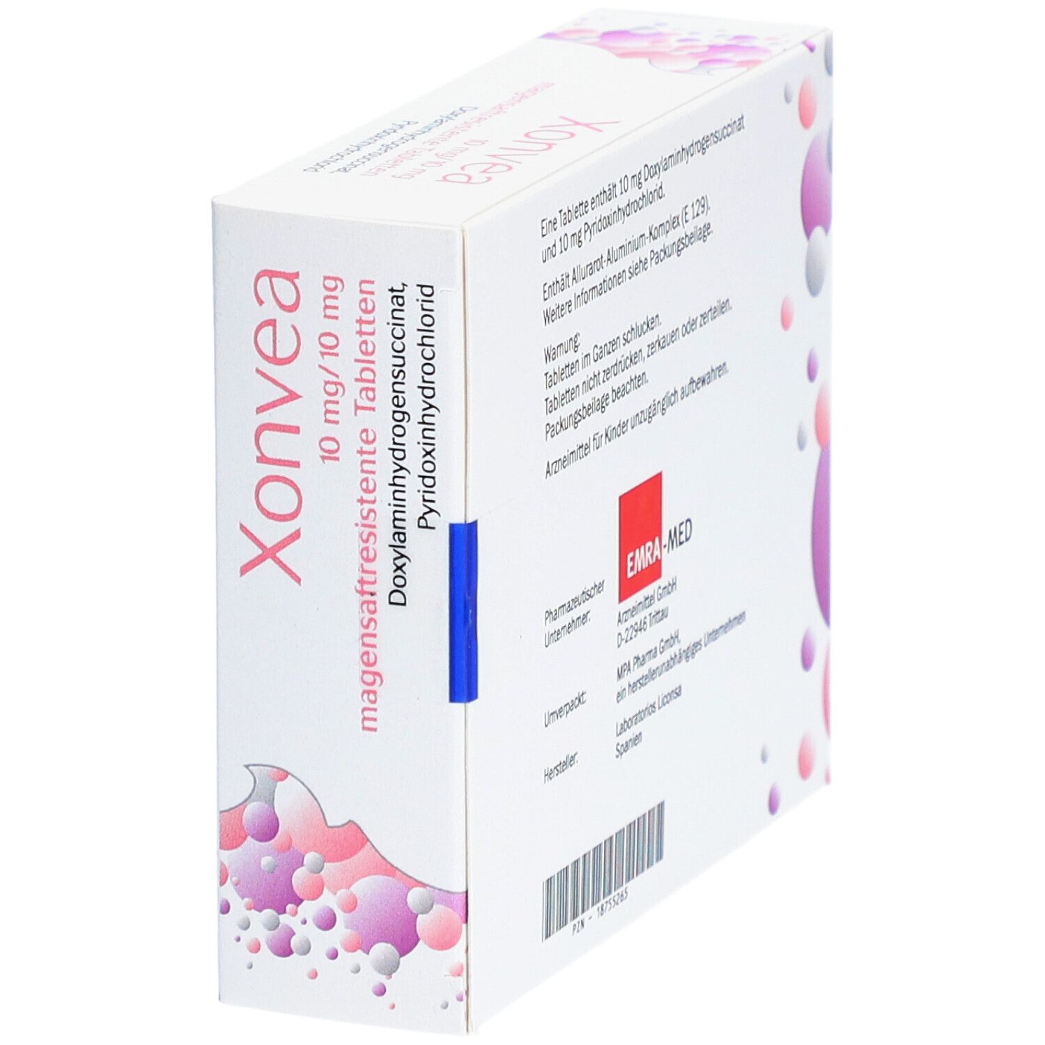 Schachtel Xonvea Tabletten, schräge Ansicht. Aufschrift: Xonvea, 10 mg/10 mg magensaftresistente Tabletten. Hersteller: EMRA-MED.
