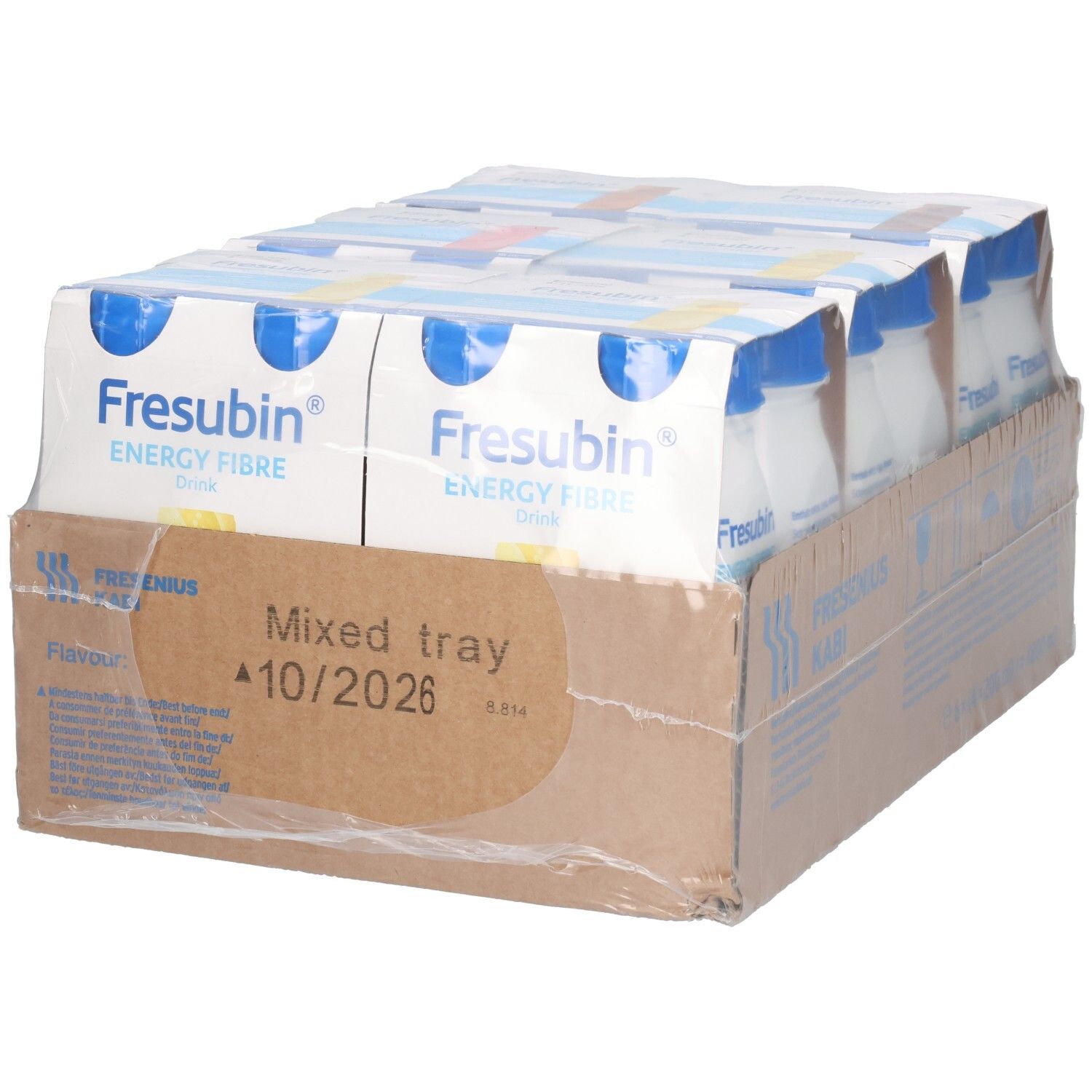Karton mit FRESUBIN ENERGY Fibre Drink Trinkflaschen. Sechs Flaschen mit blauen Verschlüssen. Karton mit Produktinformationen.