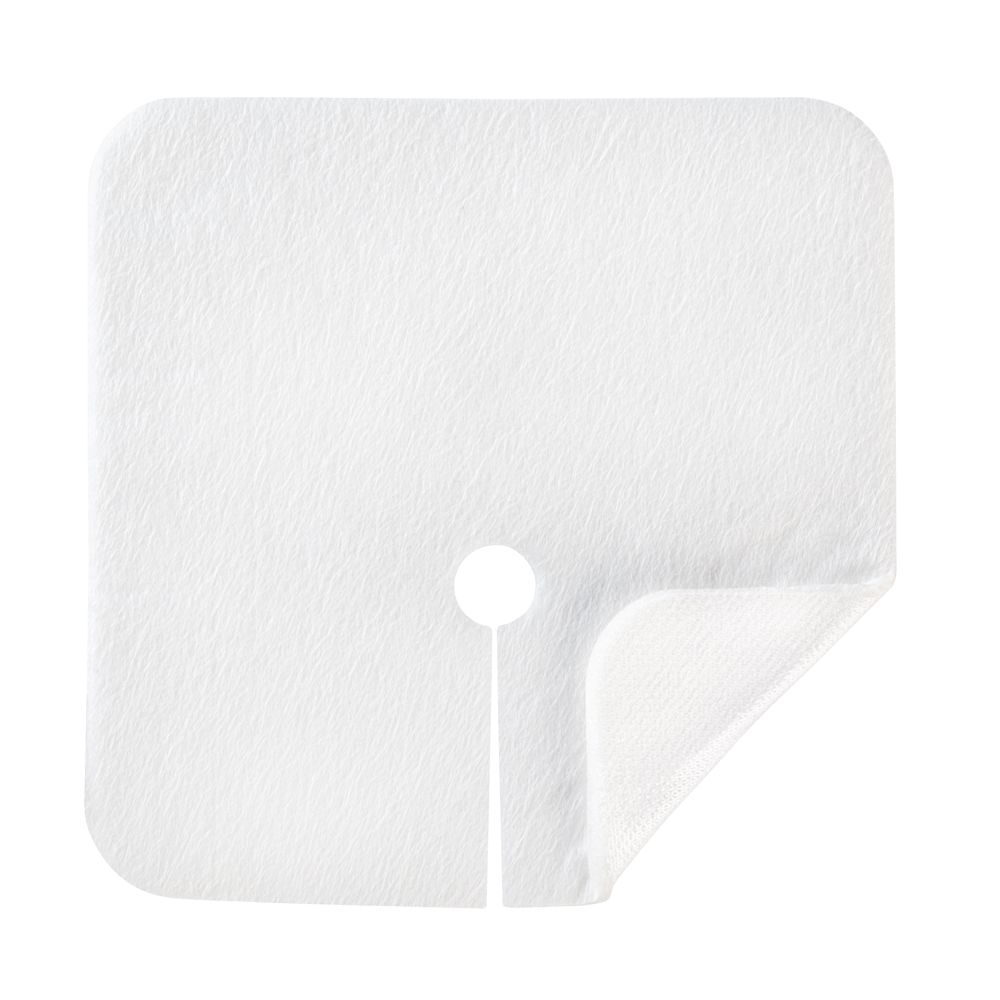 Quadratischer, weißer Verband mit Loch und Schlitz. Ein Teil ist aufgeklappt.