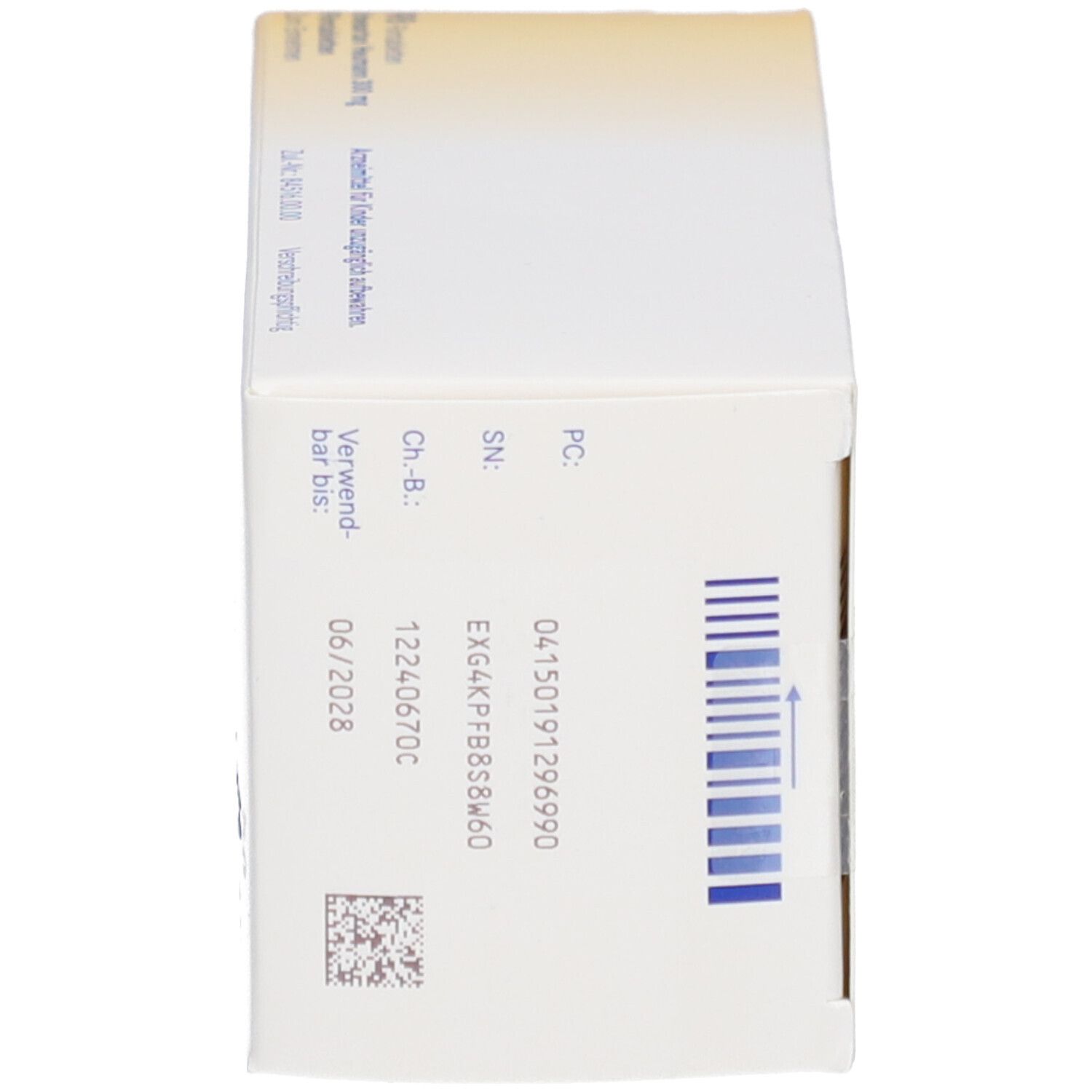 Schachtel mit Informationen. Barcode, Chargennummer, Verfallsdatum und andere Details sind sichtbar.