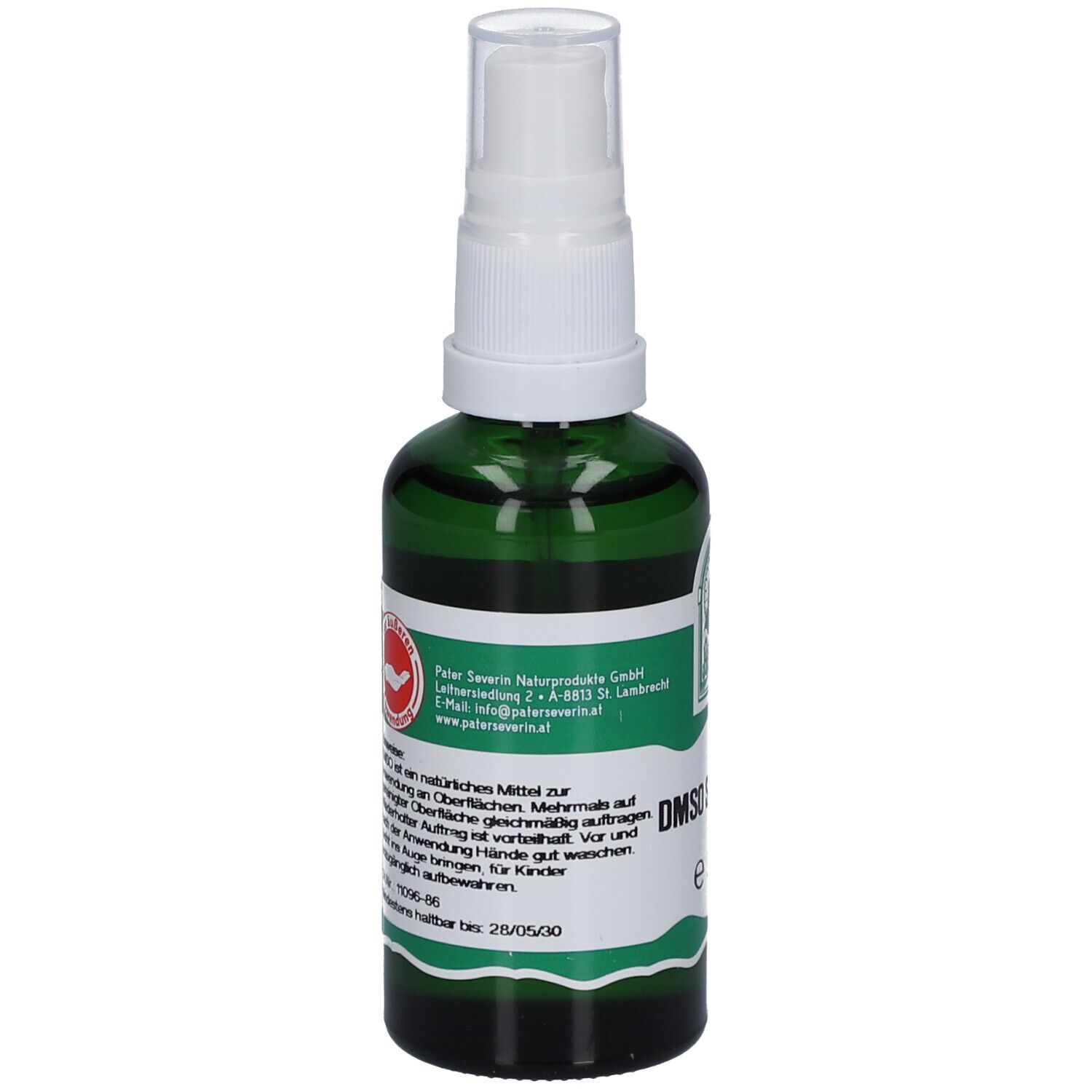 Grüne Glasflasche mit weißem Sprühkopf. Beschriftung: DMSO Spray 99%, e 50 ml. Logo: Pater Severin. Text.