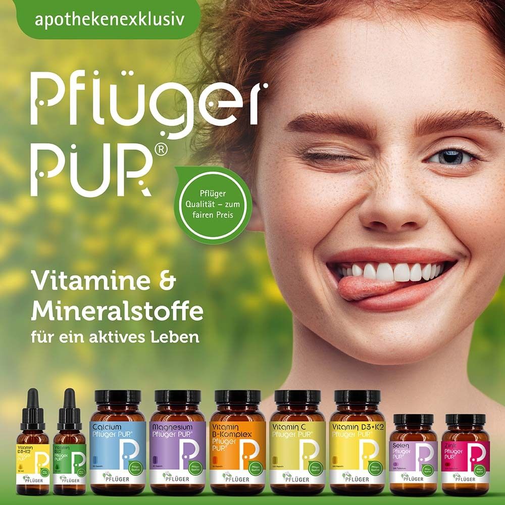 Frau lächelt und zwinkert. Mehrere Flaschen Pflüger PUR-Produkte. Text: Vitamine & Mineralstoffe für ein aktives Leben.