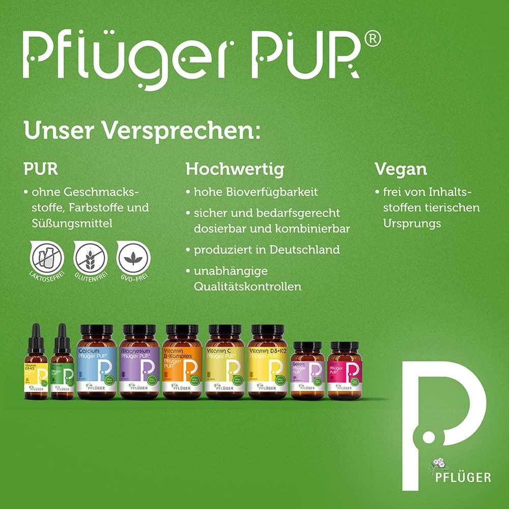Verschiedene Flaschen Pflüger PUR-Produkte auf grünem Hintergrund. Text: PUR, Hochwertig, Vegan. Logos für Laktosefrei, Glutenfrei, etc.