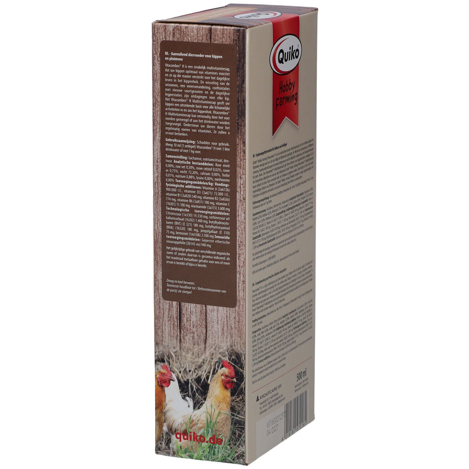 Seitenansicht der QUIKO Hobby Farming Vitacombex H Verpackung. Text und Logo auf Holzoptik. Enthält Produktinformationen und Inhaltsstoffe.