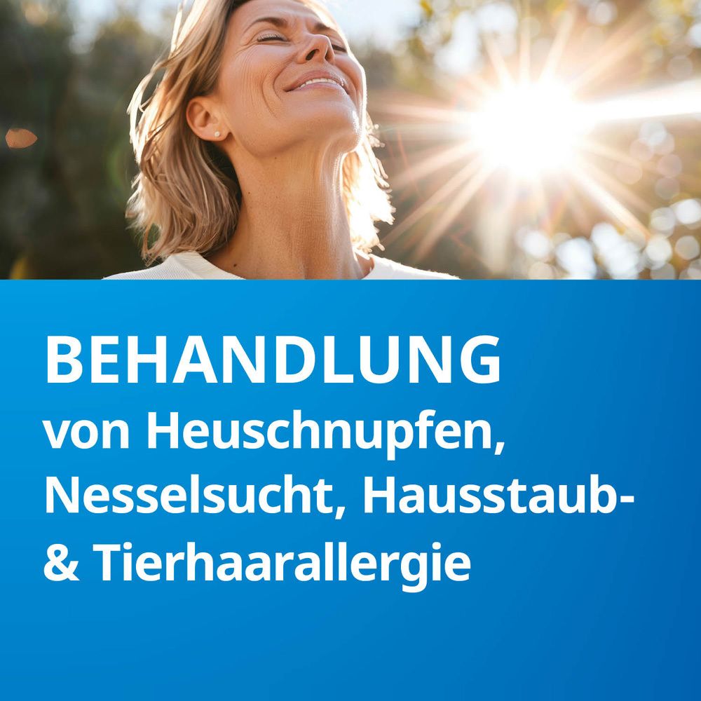 Frau lächelt in der Sonne. Text: Behandlung von Heuschnupfen, Nesselsucht, Hausstaub-& Tierhaarallergie.