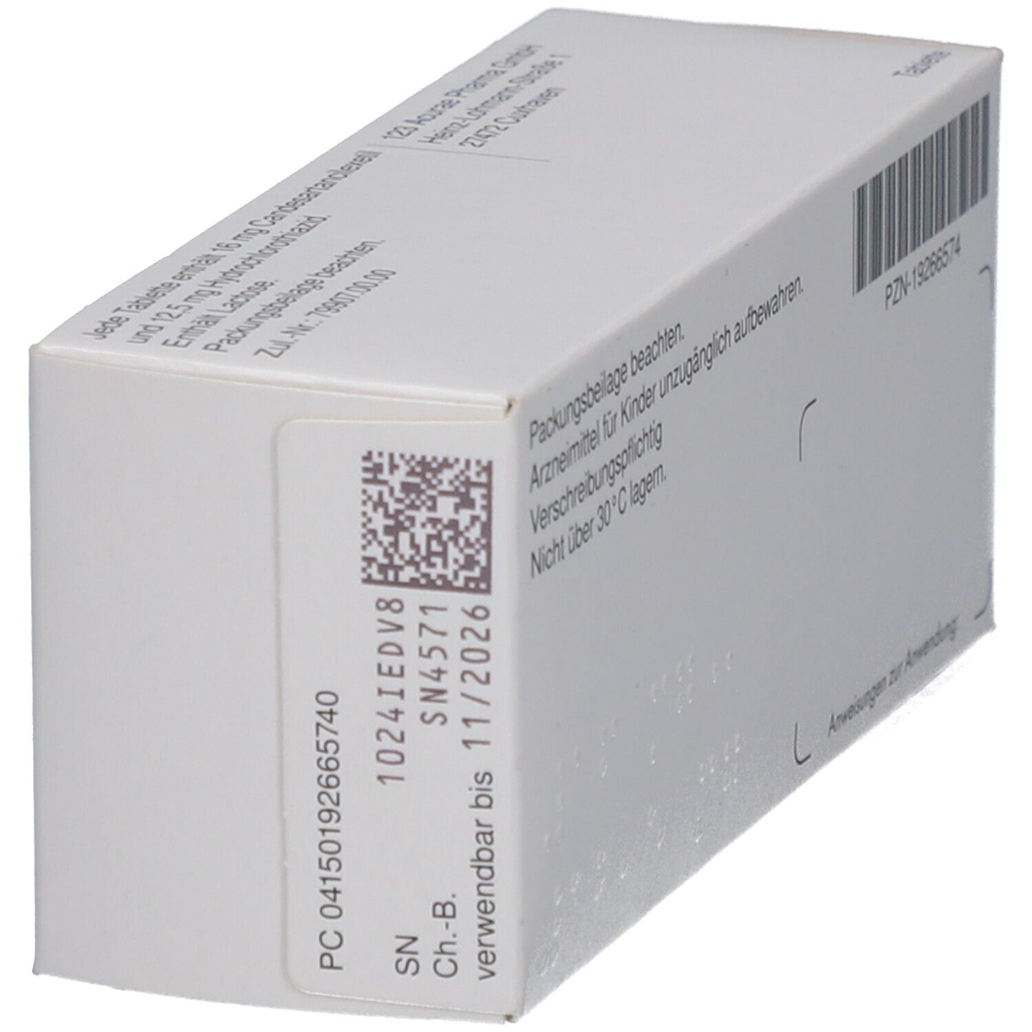 Seitenansicht einer Arzneimittelpackung mit Barcode, Chargennummer und Verfallsdatum. Text zur Anwendung und Lagerung.