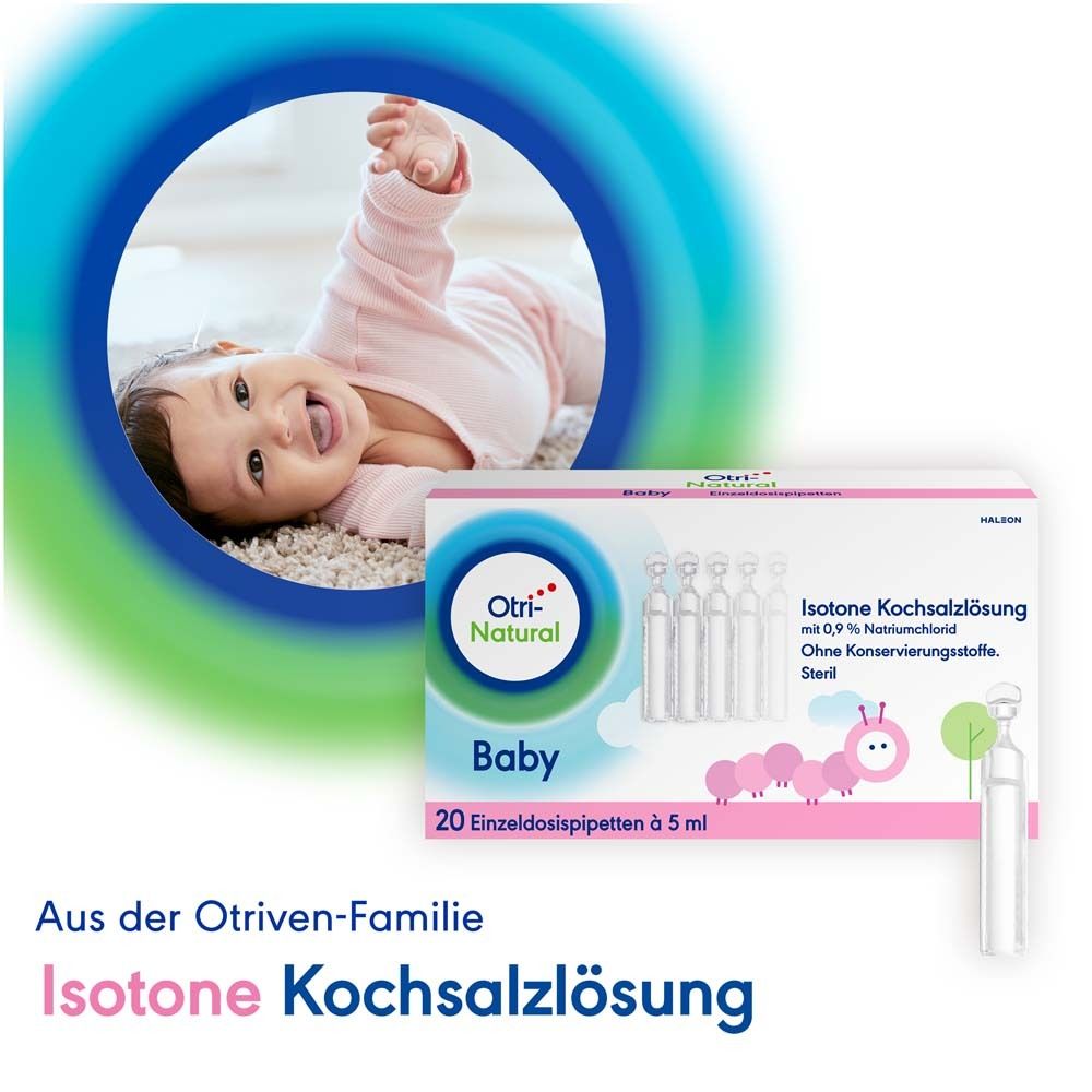 Produkt OtriNatural Baby, isotone Kochsalzlösung, mit Baby. Packung und Einzeldosispipette. Hintergrund: Baby auf dem Boden.