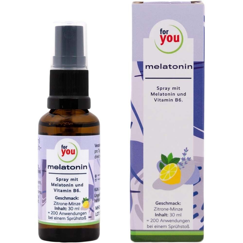 Braune Flasche mit Sprühkopf. Aufschrift: for you melatonin. Enthält Melatonin und Vitamin B6. Geschmack: Zitrone-Minze.