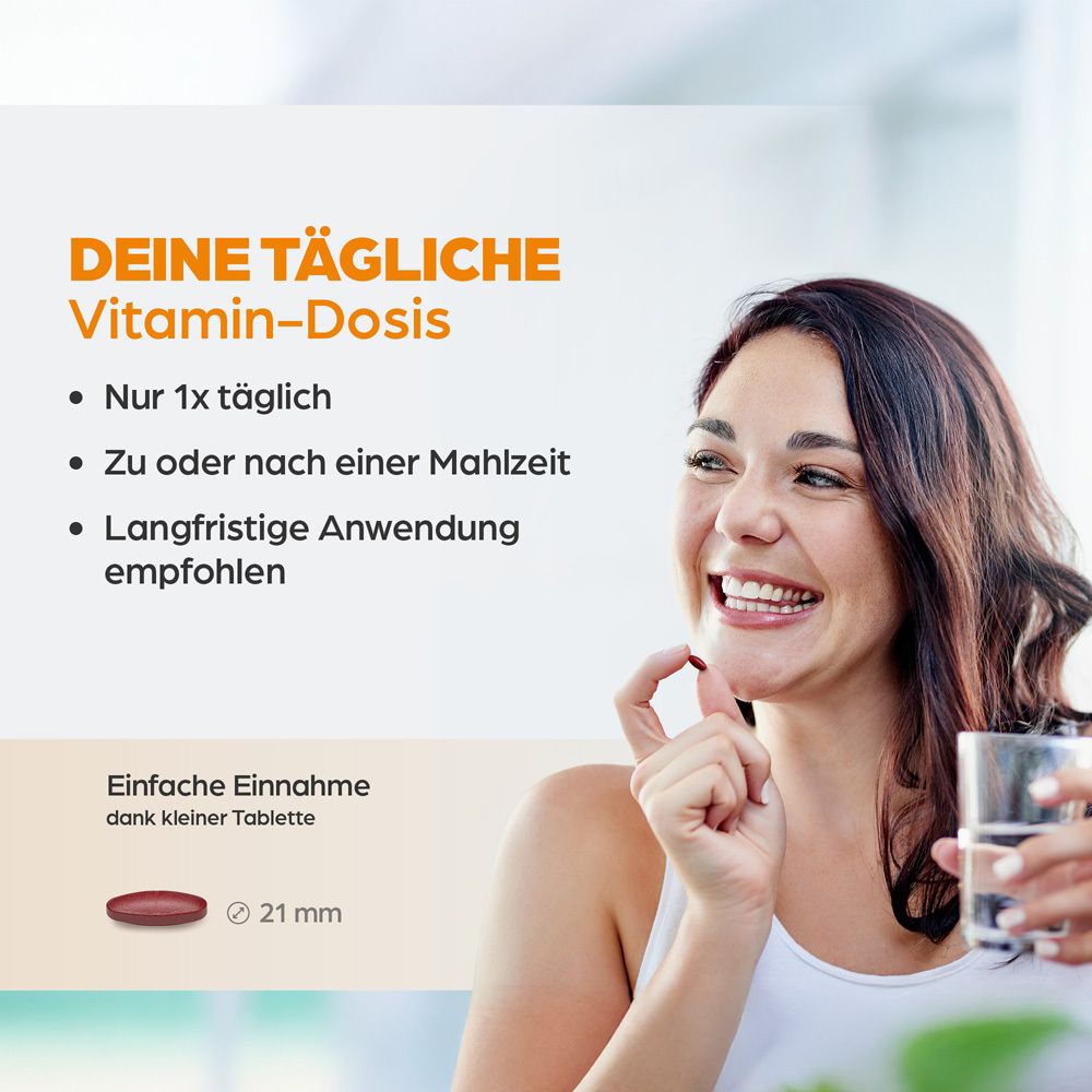 Frau nimmt Tablette. Text: Deine tägliche Vitamin-Dosis. Nur 1x täglich. Einfache Einnahme. Tablette 21 mm.