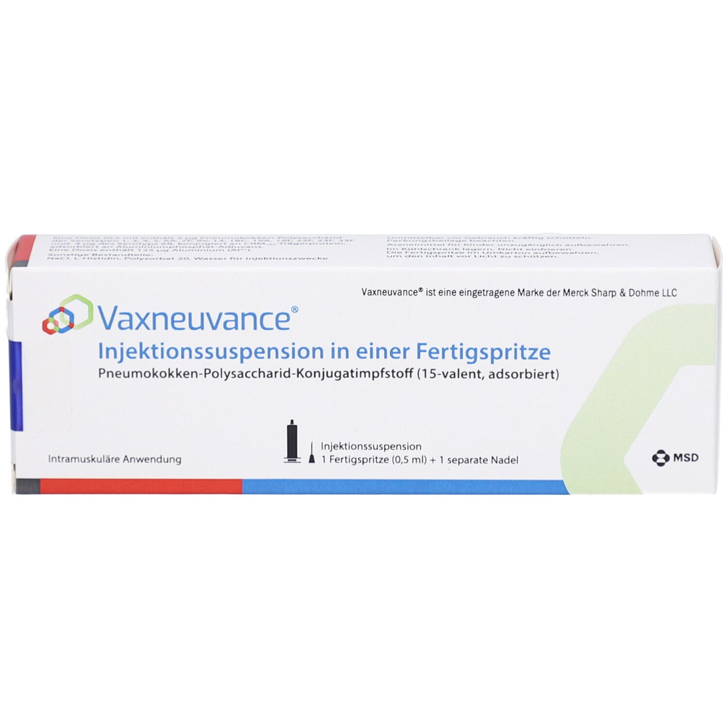 Weiße Verpackung von Vaxneuvance Injektionssuspension in einer Fertigspritze. Text: Pneumokokken-Polysaccharid-Konjugatimpfstoff (15-valent, adsorbiert).