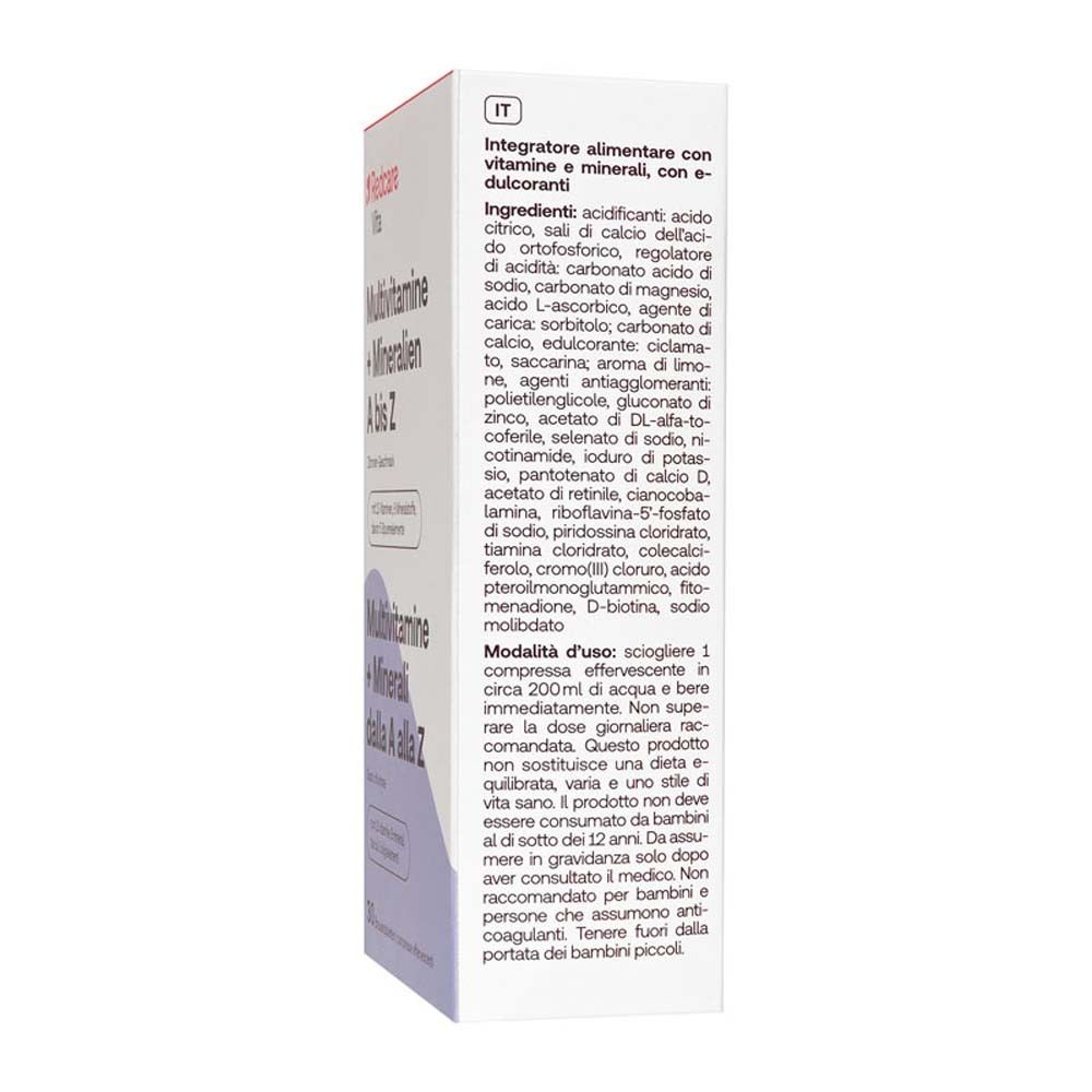 Emballage avec ingrédients et instructions d'utilisation. Contient des multivitamines + minéraux A à Z. Marque : Redcare Vita.