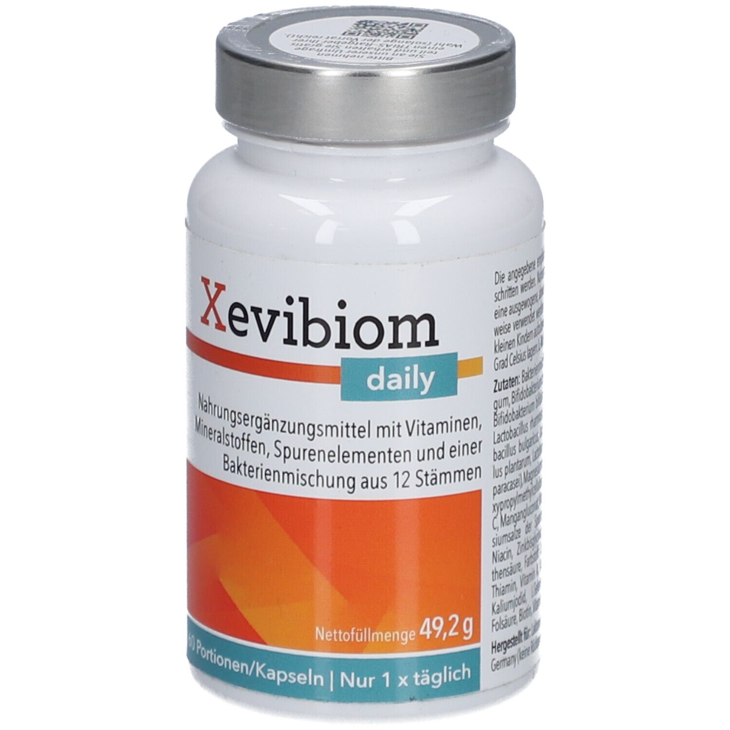 Weiße Flasche mit silbernem Deckel. Aufschrift: Xevibiom daily. Enthält Vitamine, Mineralstoffe, Spurenelemente und 12 Bakterienstämme.