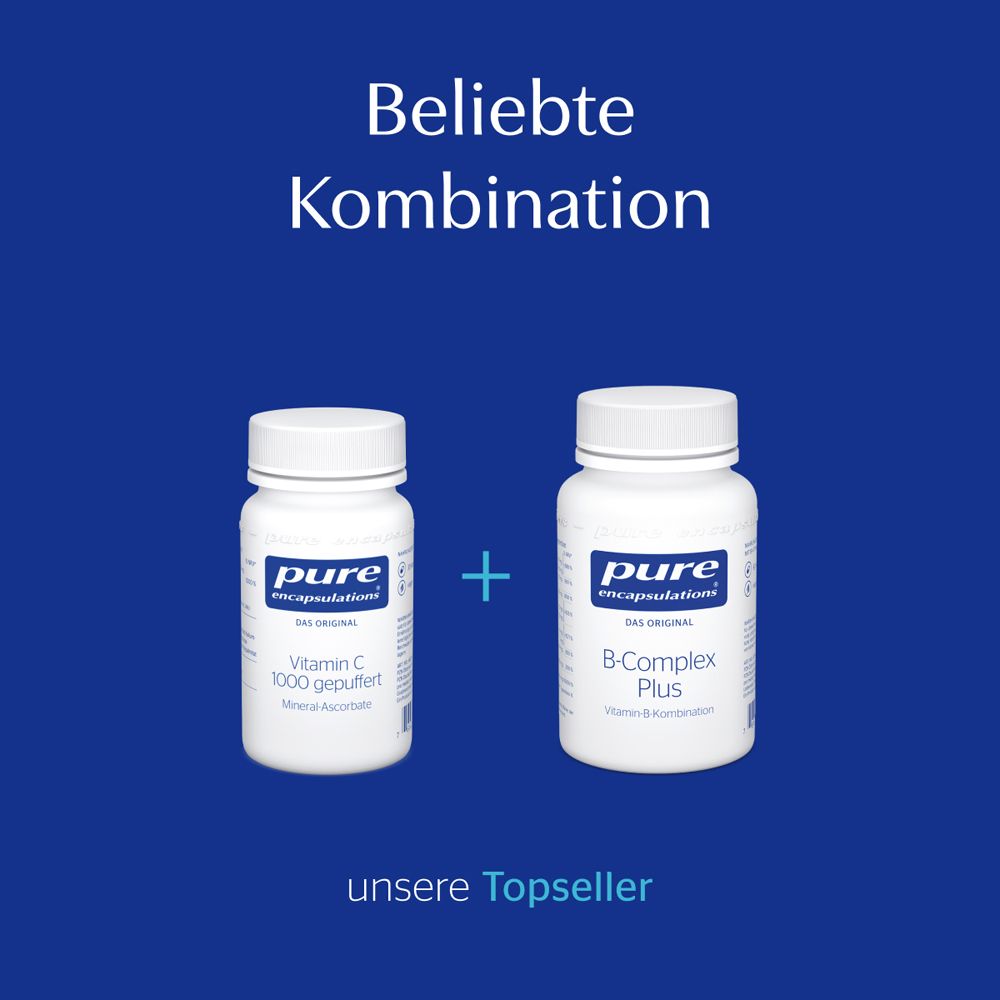 Zwei Flaschen: Vitamin C 1000 gepuffert und B-Complex Plus. Blaue Hintergrund.