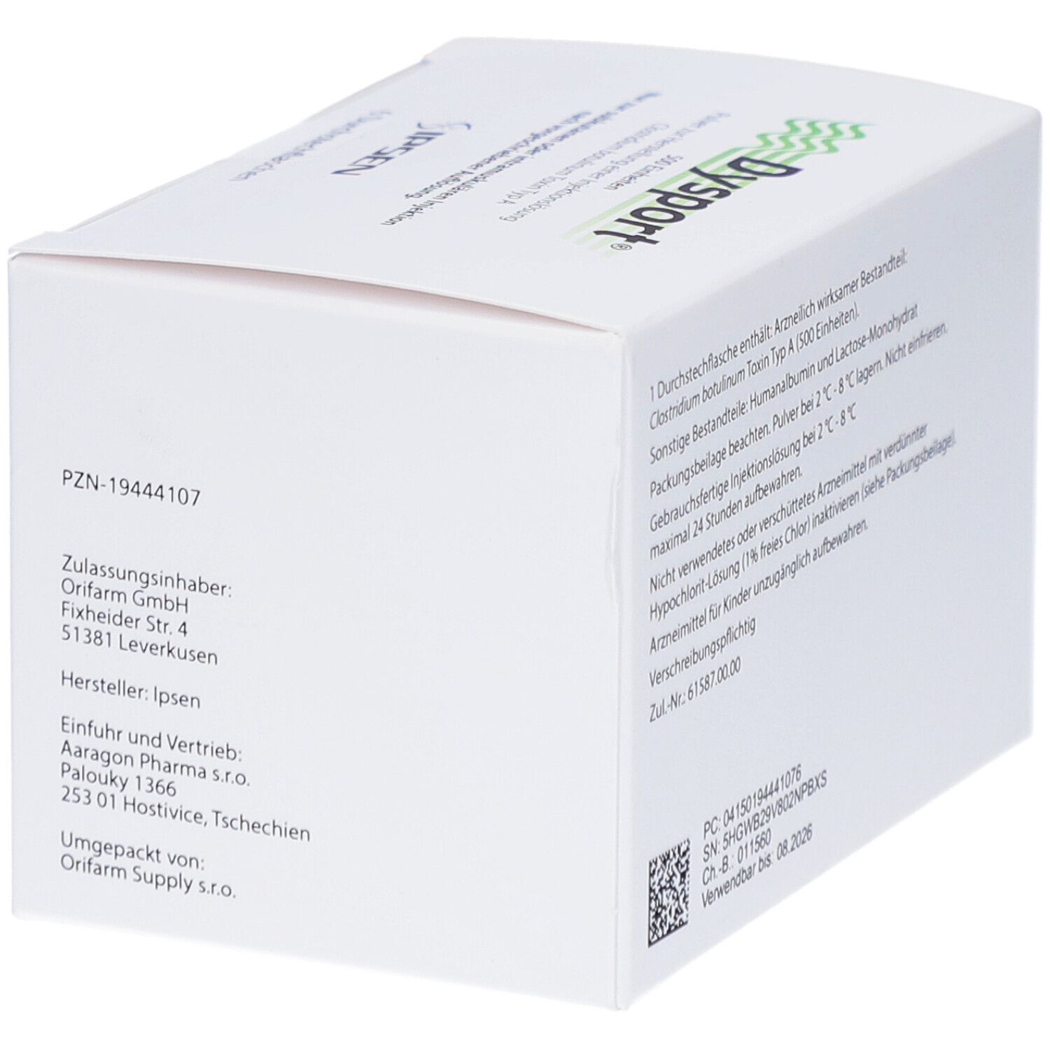 Weiße Kartonverpackung mit Text. Enthält Informationen über Hersteller und Vertrieb. "Dysport" und "IPSEN" sind sichtbar.