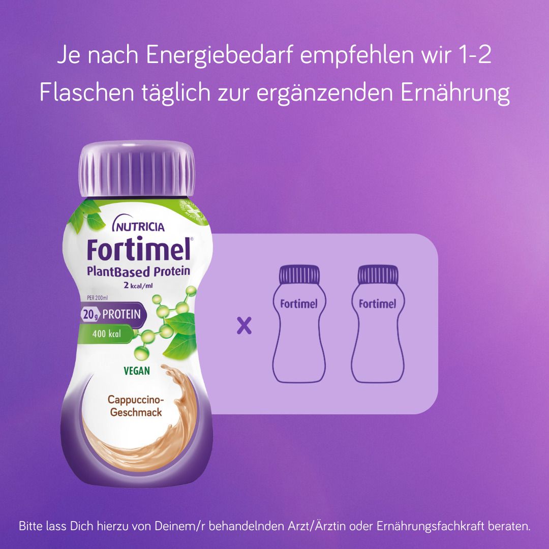 Eine Flasche Fortimel PlantBased Protein Cappuccino. Empfehlung: 1-2 Flaschen täglich zur ergänzenden Ernährung.