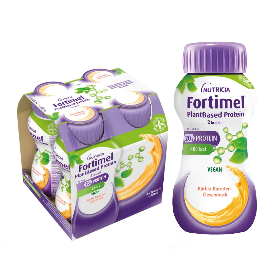 Fortimel PlantBased Protein, Kürbis-Karotte-Geschmack. Flasche mit lila Deckel. 4 Flaschen in Verpackung.