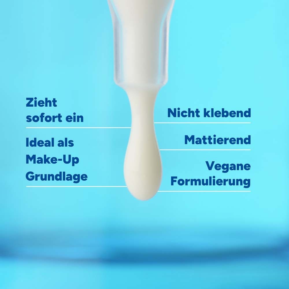 Weißer Tropfen. Text: Zieht sofort ein, ideal als Make-up Grundlage, nicht klebend, mattierend, vegane Formulierung.