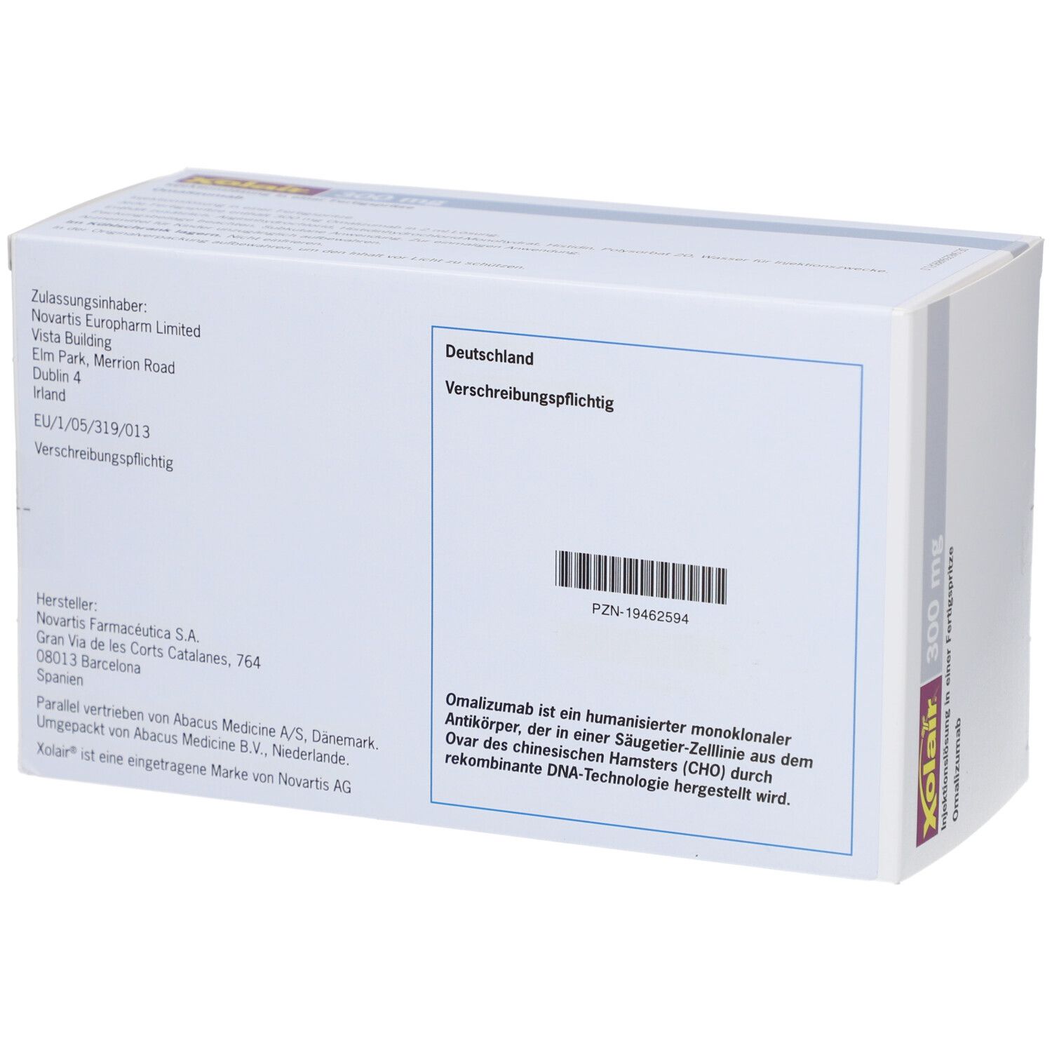 Weiße Verpackung mit Xolair-Logo, 300 mg, Injektionslösung. Mehrfachpackung mit 3 Fertigspritzen. Novartis.