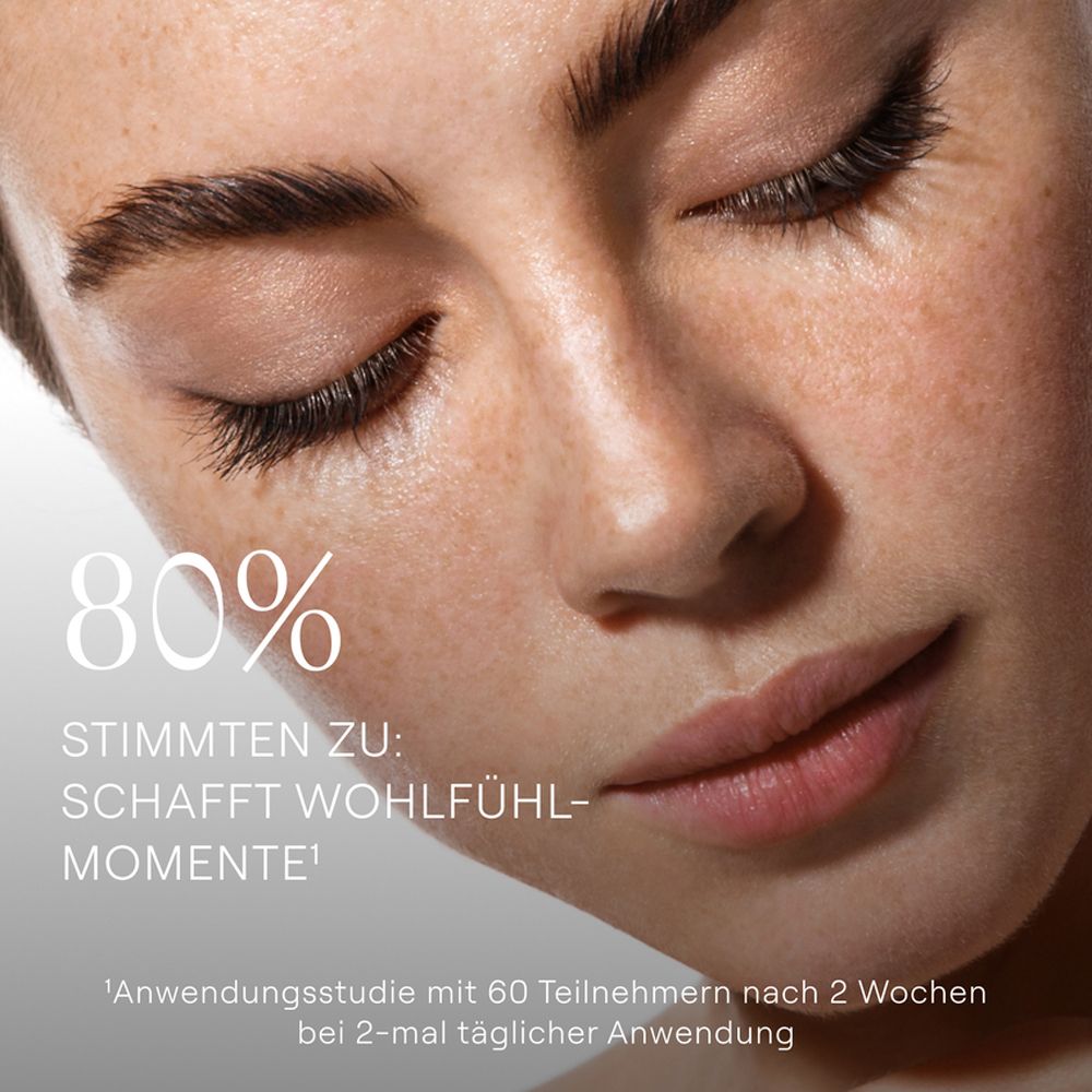 Nahaufnahme eines Gesichts. Text: 80% stimmten zu: Schafft Wohlfühl-Momente.