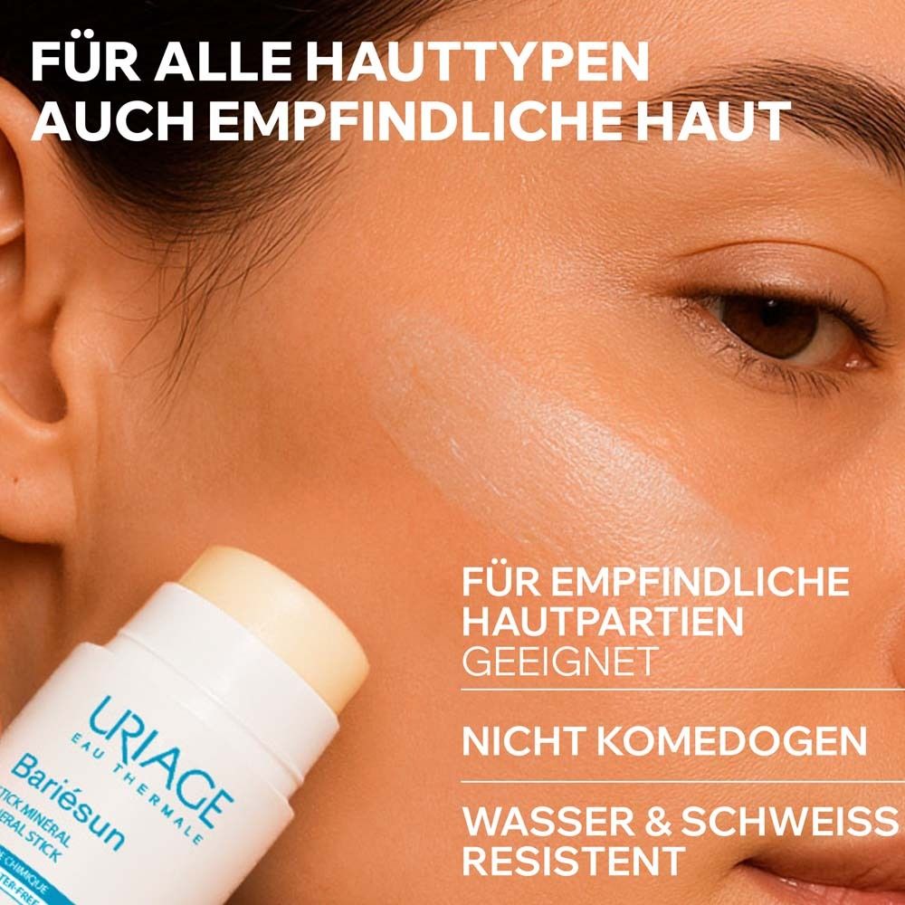Uriage Bariésun Mineral Stick SPF 50+ wird auf Haut aufgetragen. Text: Für empfindliche Hautpartien geeignet.