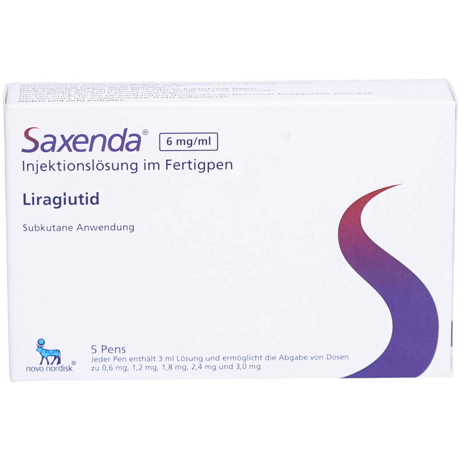 Weiße Schachtel mit Saxenda-Logo, 6 mg/ml, Injektionslösung im Fertigpen. Enthält 5 Pens. Novo Nordisk Logo.