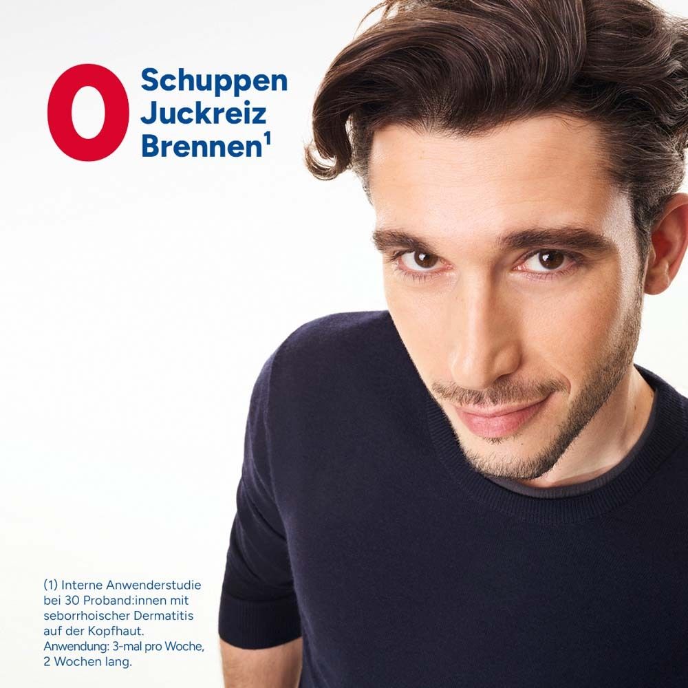Nahaufnahme eines Mannes. Roter Kreis mit weißer '0'. Text: Schuppen, Juckreiz, Brennen.