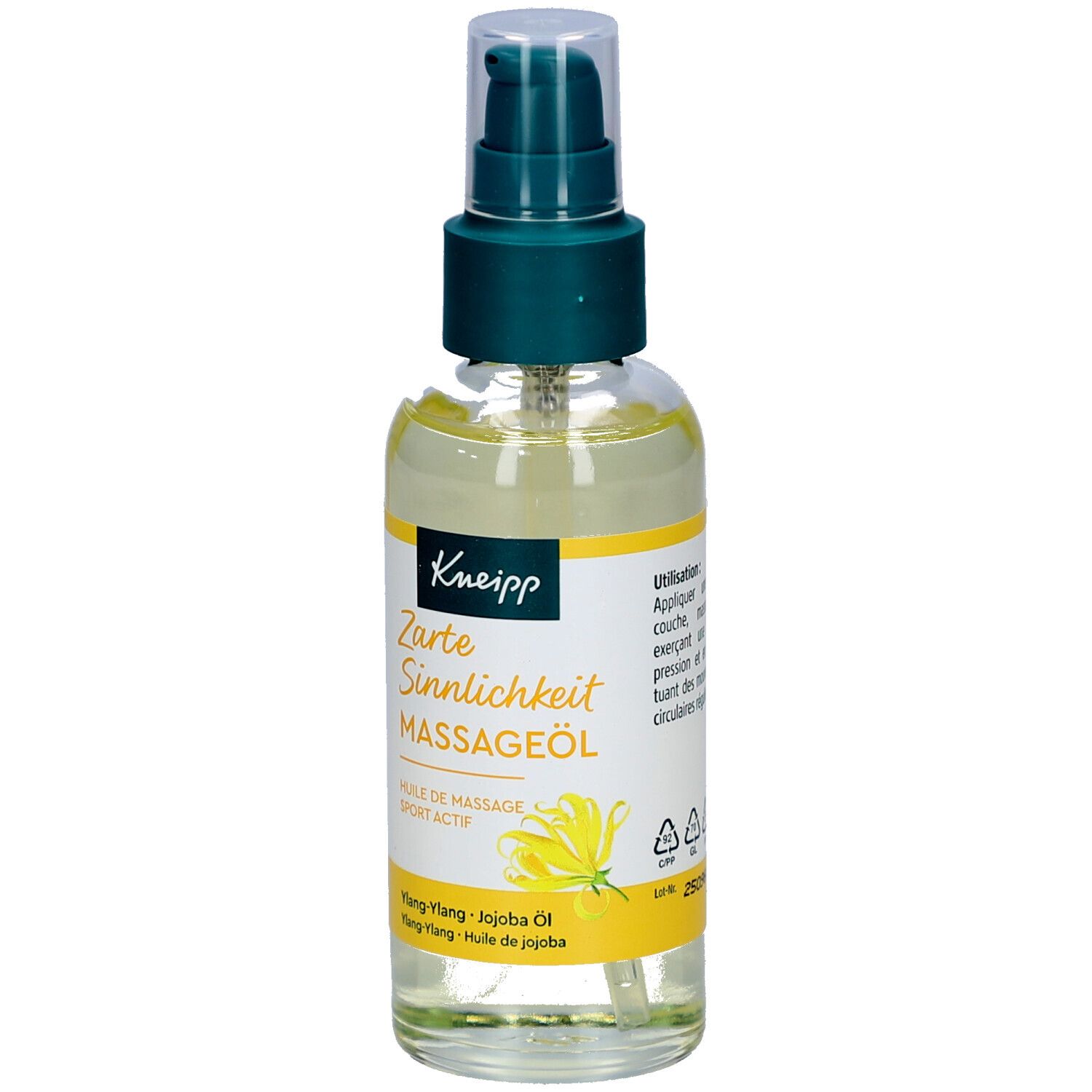 Kneipp Massageöl-Flasche mit Sprühkopf. Gelbe Flüssigkeit, gelbes Etikett mit Text. Ylang-Ylang, Jojoba Öl.