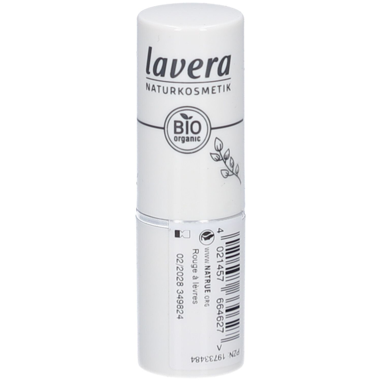 Weißer Lippenstift von lavera. Auf dem Deckel steht "lavera NATURKOSMETIK" und ein Bio-Siegel. Auf dem unteren Teil sind Informationen aufgedruckt.