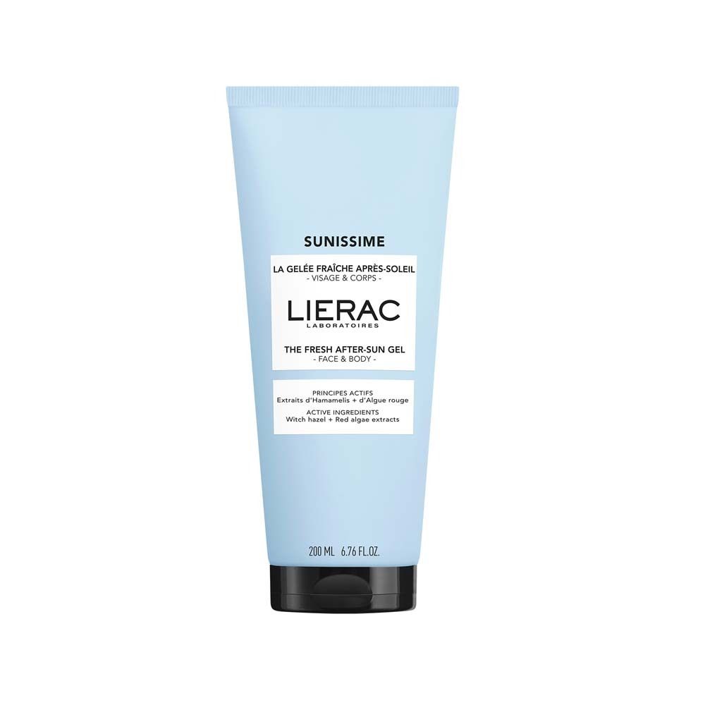 Hellblaue Tube mit schwarzem Deckel. Aufschrift SUNISSIME, LIERAC. Text: THE FRESH AFTER-SUN GEL - FACE & BODY. Inhaltsstoffe.