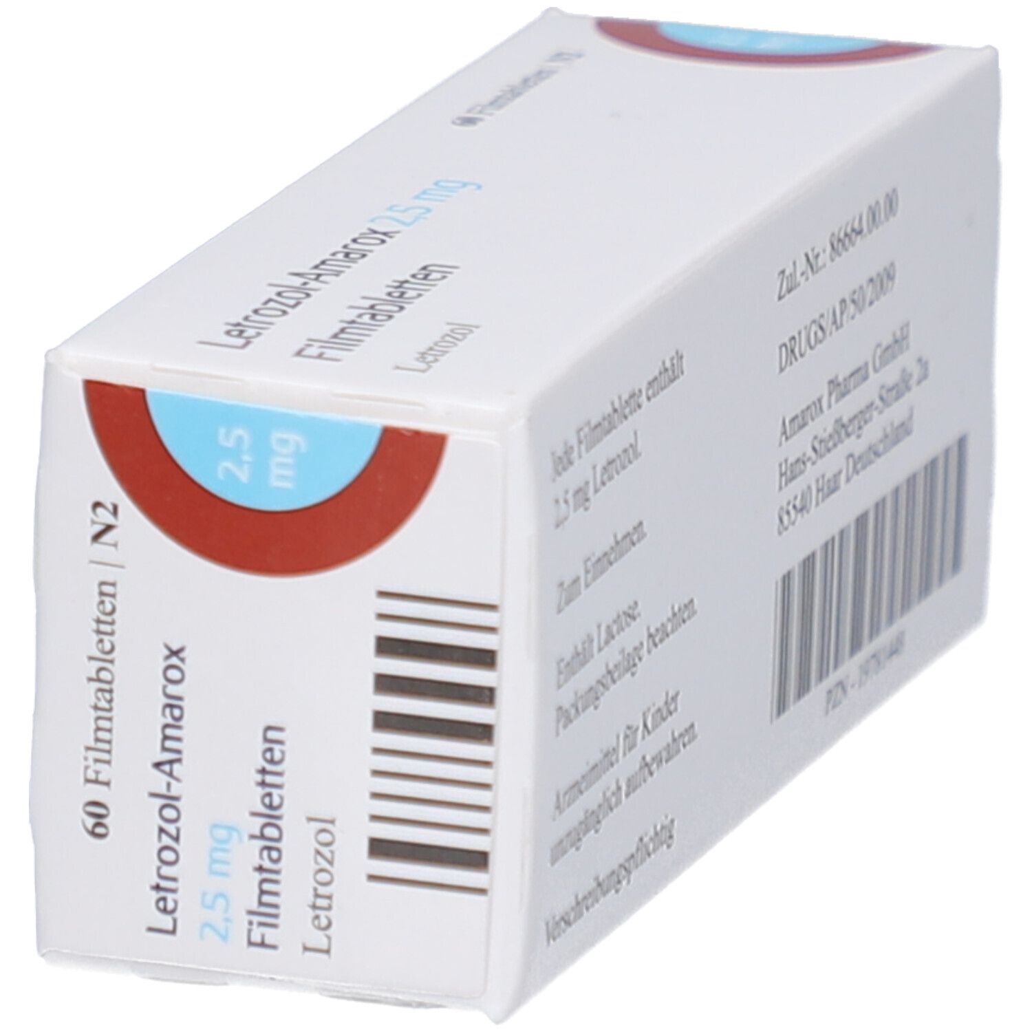 Schräg gestellte Arzneimittelverpackung. Beschriftung: Letrozol-Amarox 2,5 mg Filmtabletten. Herstellerinformationen, Chargennummer und Barcode.