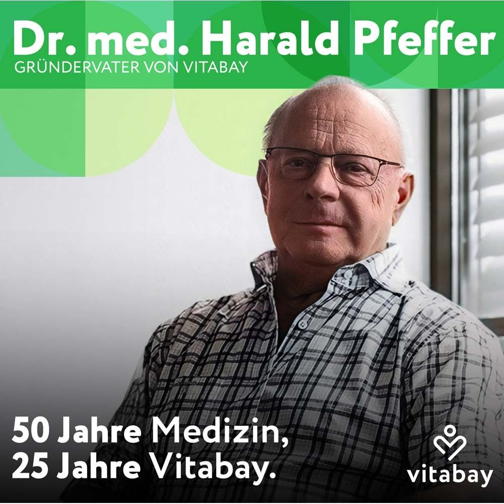 Porträt eines älteren Mannes mit Brille. Text: Dr. med. Harald Pfeffer, Gründer von Vitabay. 50 Jahre Medizin, 25 Jahre Vitabay.