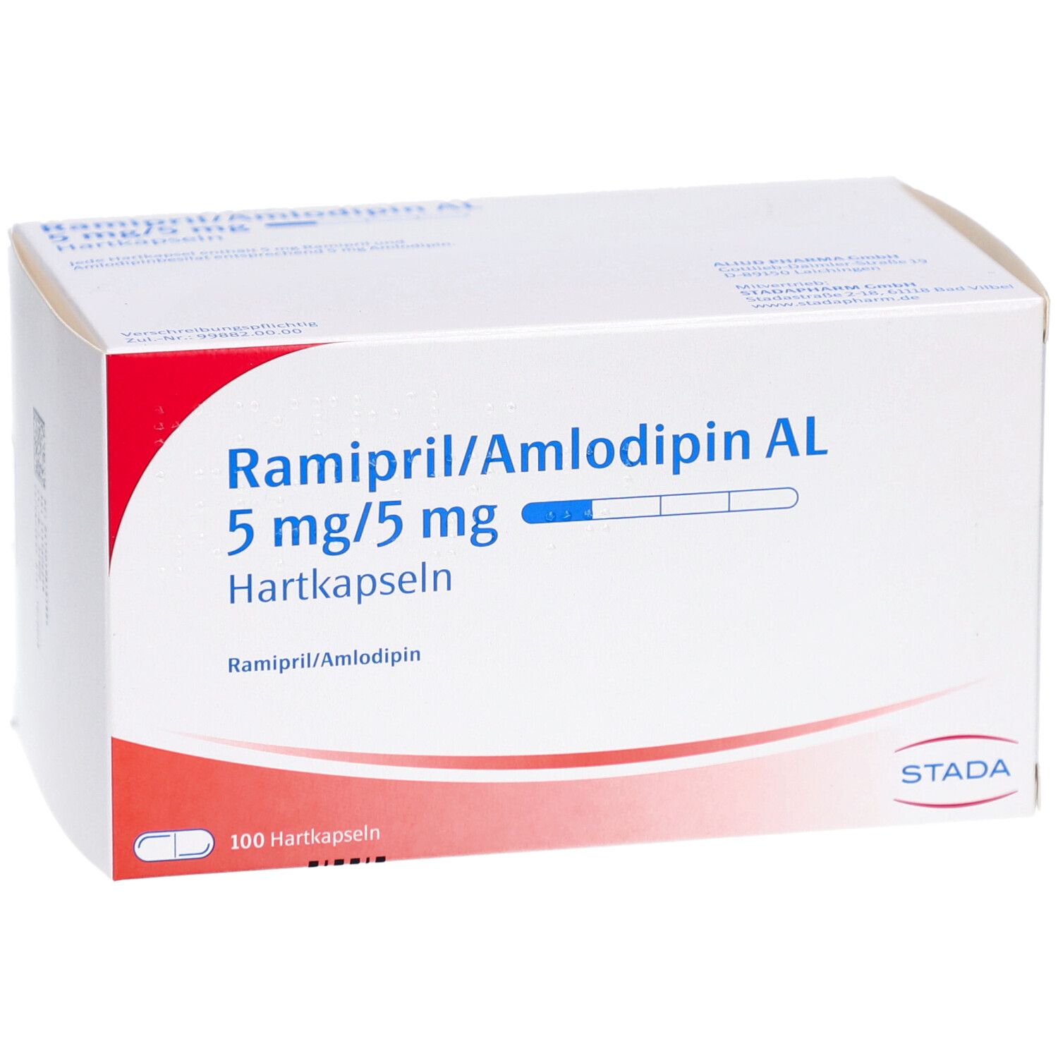 Weiße Schachtel mit rotem Akzent. Aufschrift: Ramipril/Amlodipin AL 5 mg/5 mg Hartkapseln. STADA-Logo. 100 Hartkapseln.