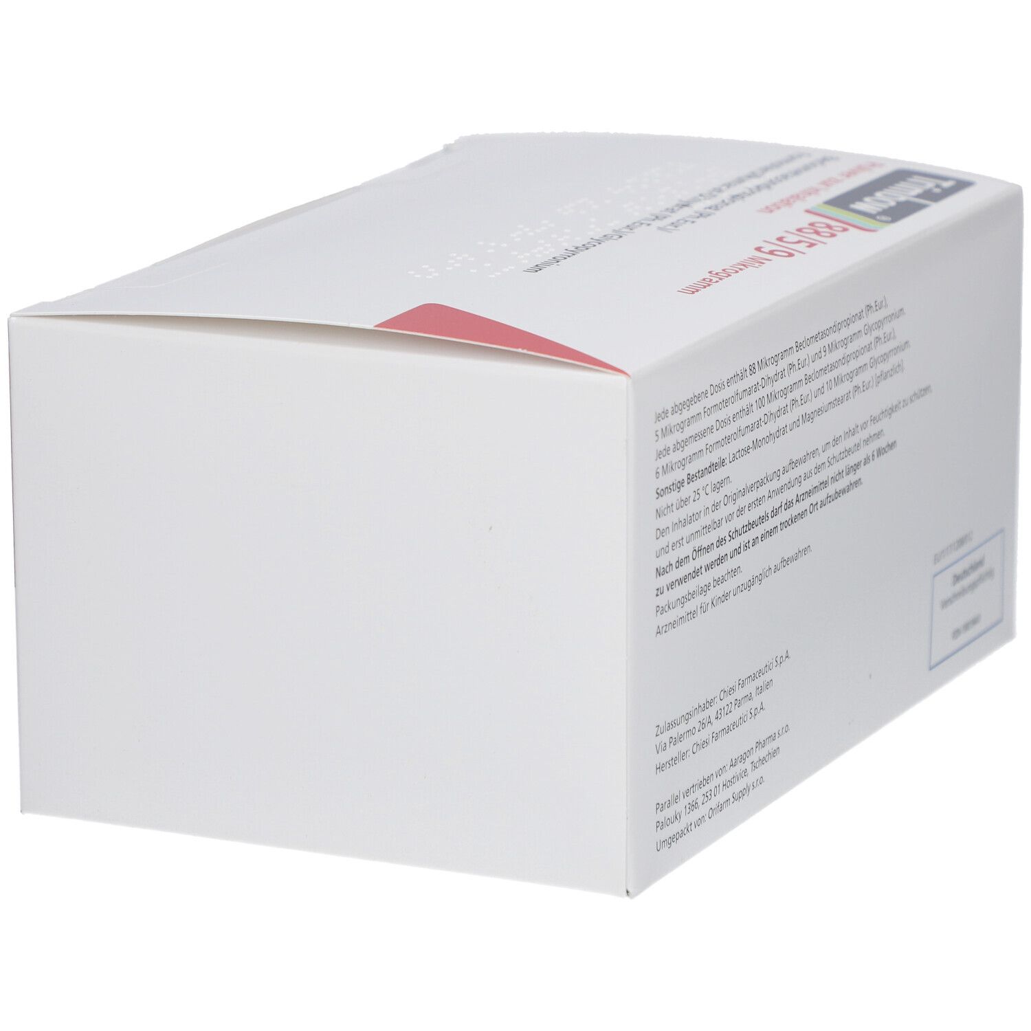 Weiße Verpackung, Seitenansicht. Keine sichtbaren Produktinformationen. Herstelleradresse und weitere Angaben.
