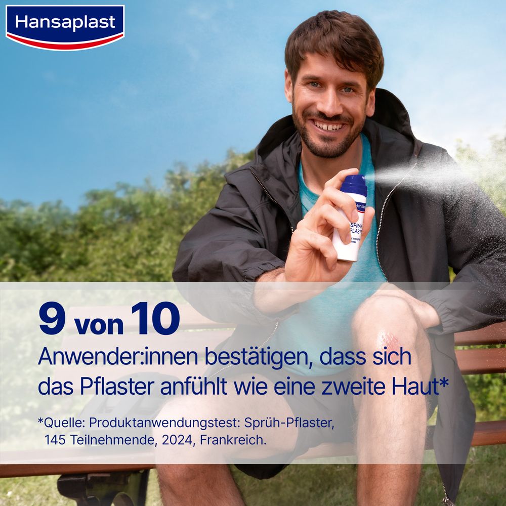 Mann sprüht Hansaplast Sprüh-Pflaster auf sein Knie. Text: 9 von 10 Anwender:innen bestätigen, dass es sich wie zweite Haut anfühlt.