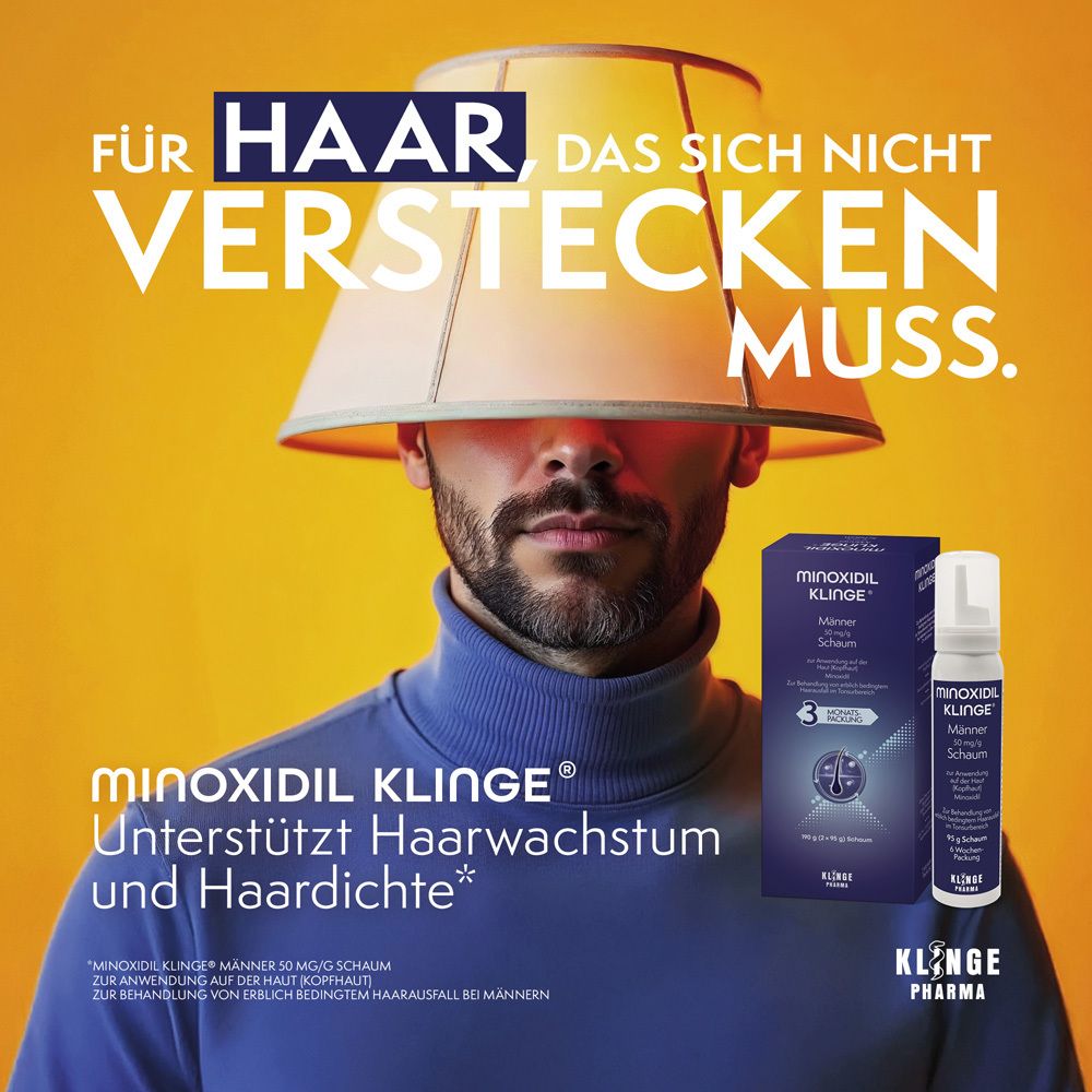 Werbung mit Mann, der eine Lampe auf dem Kopf trägt. Minoxidil Klinge® unterstützt Haarwachtum und Haardichte.