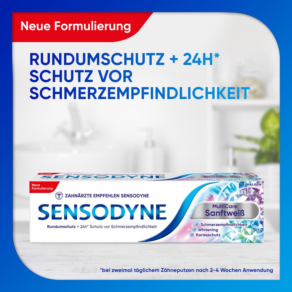 Zahnpasta-Tube Sensodyne MultiCare Sanftweiß. Verpackung im Badezimmer. Text: Sensodyne, MultiCare Sanftweiß.