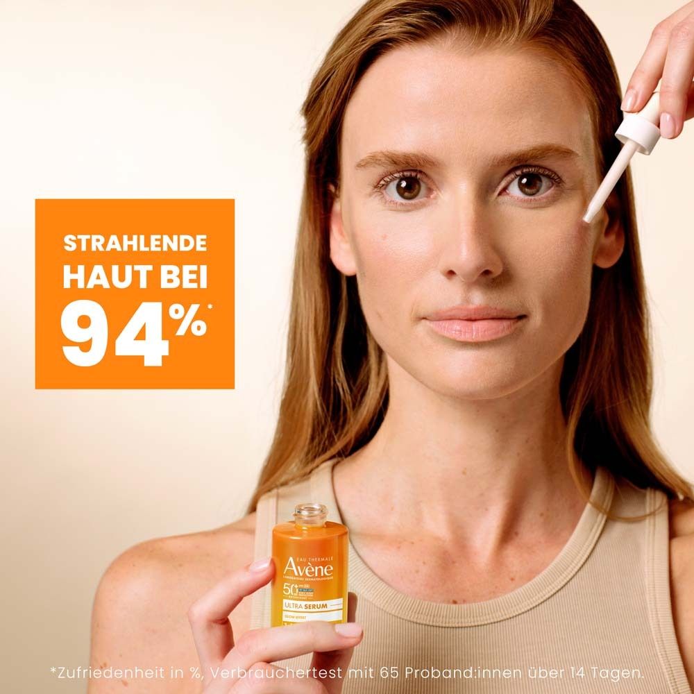Frau mit Avene Ultra Serum. Text: Strahlende Haut bei 94%. Flasche mit Pipette. Text: Ultra Serum, Glow-Effekt, 1.4% Complex Vitamin Cg.