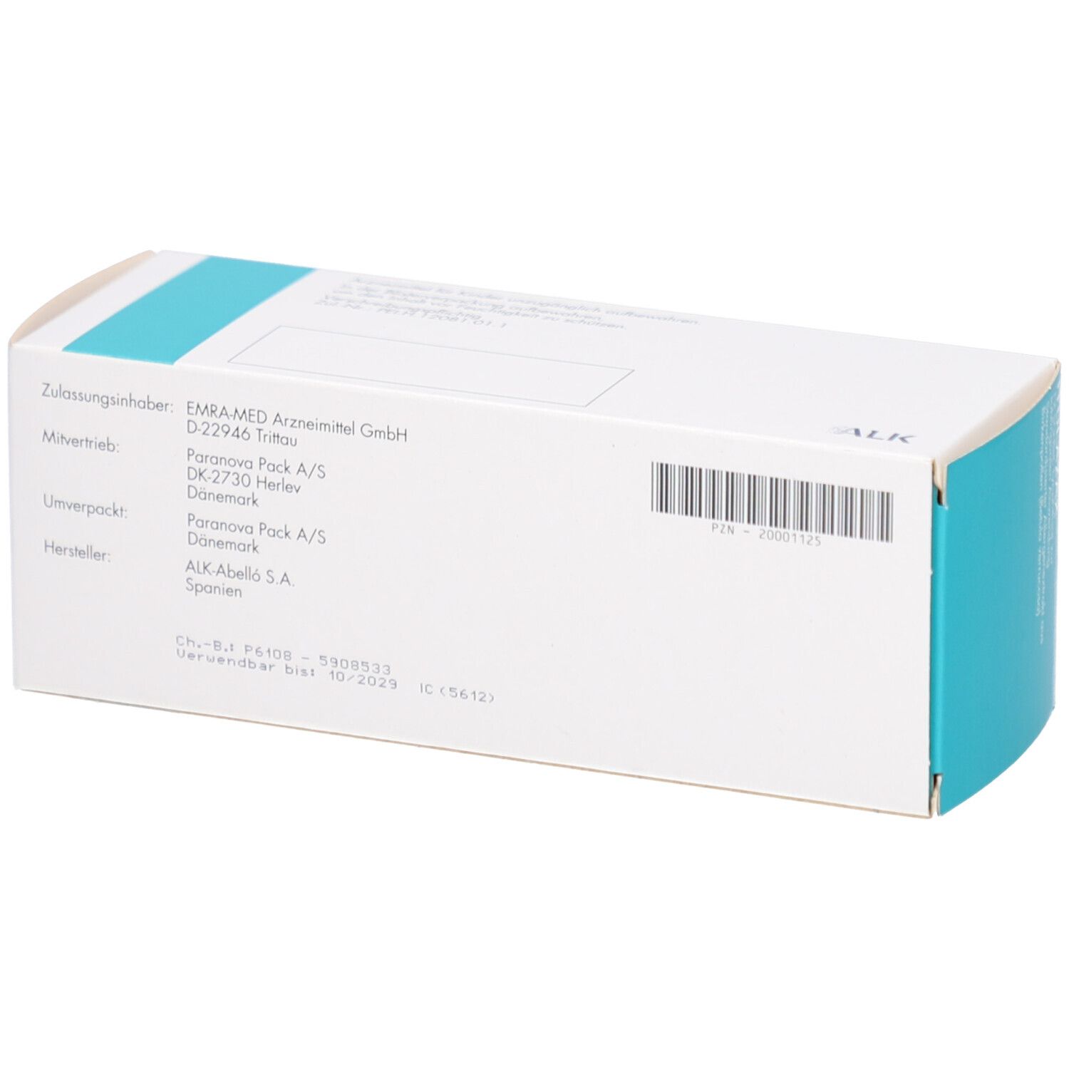 Weiße Schachtel mit blauem Akzent. Rückseite mit Herstellerinformationen und Barcode.