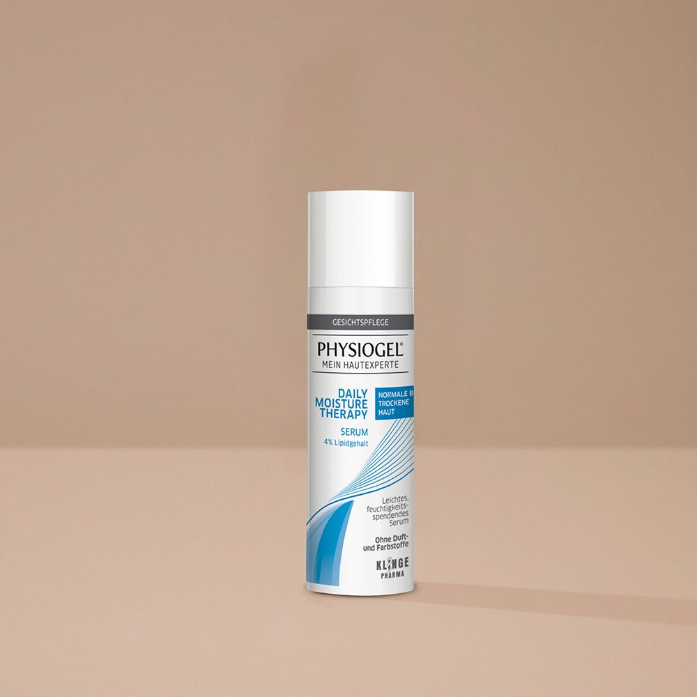 Weißes Serum-Fläschchen. Text: PHYSIOGEL, Daily Moisture Therapy, Serum. Für normale bis trockene Haut.