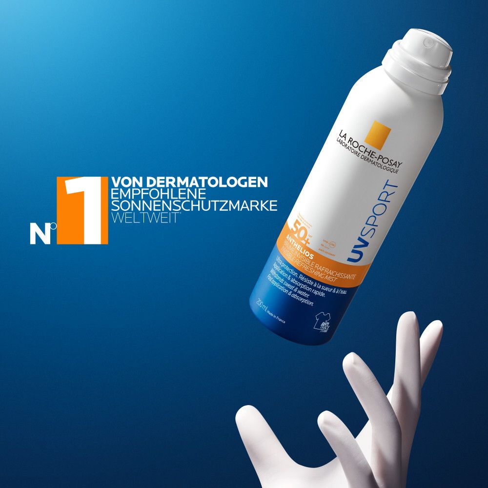 La Roche Posay Anthelios UV Sport Sonnenspray LSF 50+. Nr. 1 von Dermatologen empfohlene Sonnenschutzmarke weltweit. Weißer Pumpspray schwebt über einer Hand.